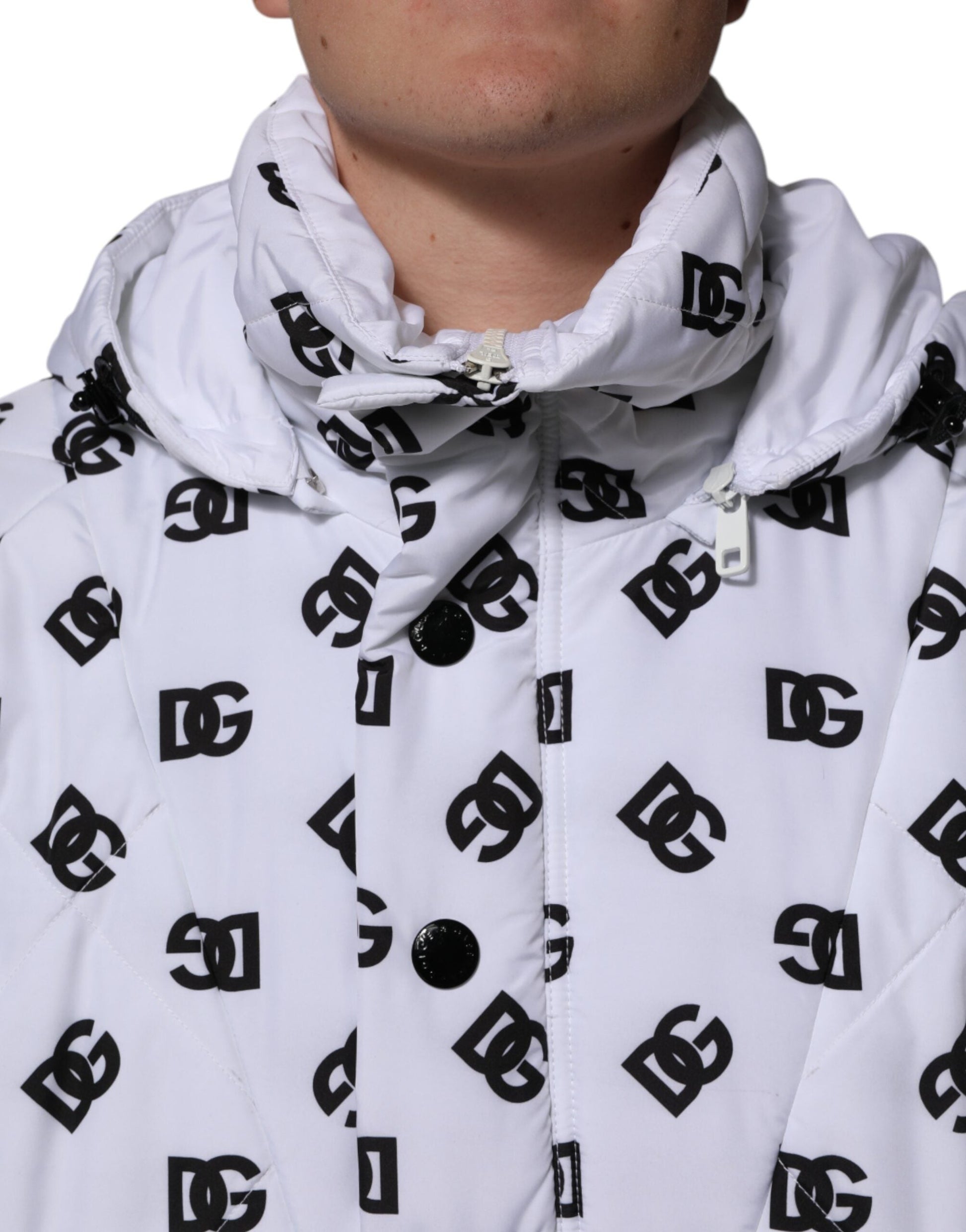 Dolce & Gabbana Weiße DG Monogramm Steppjacke mit Kapuze