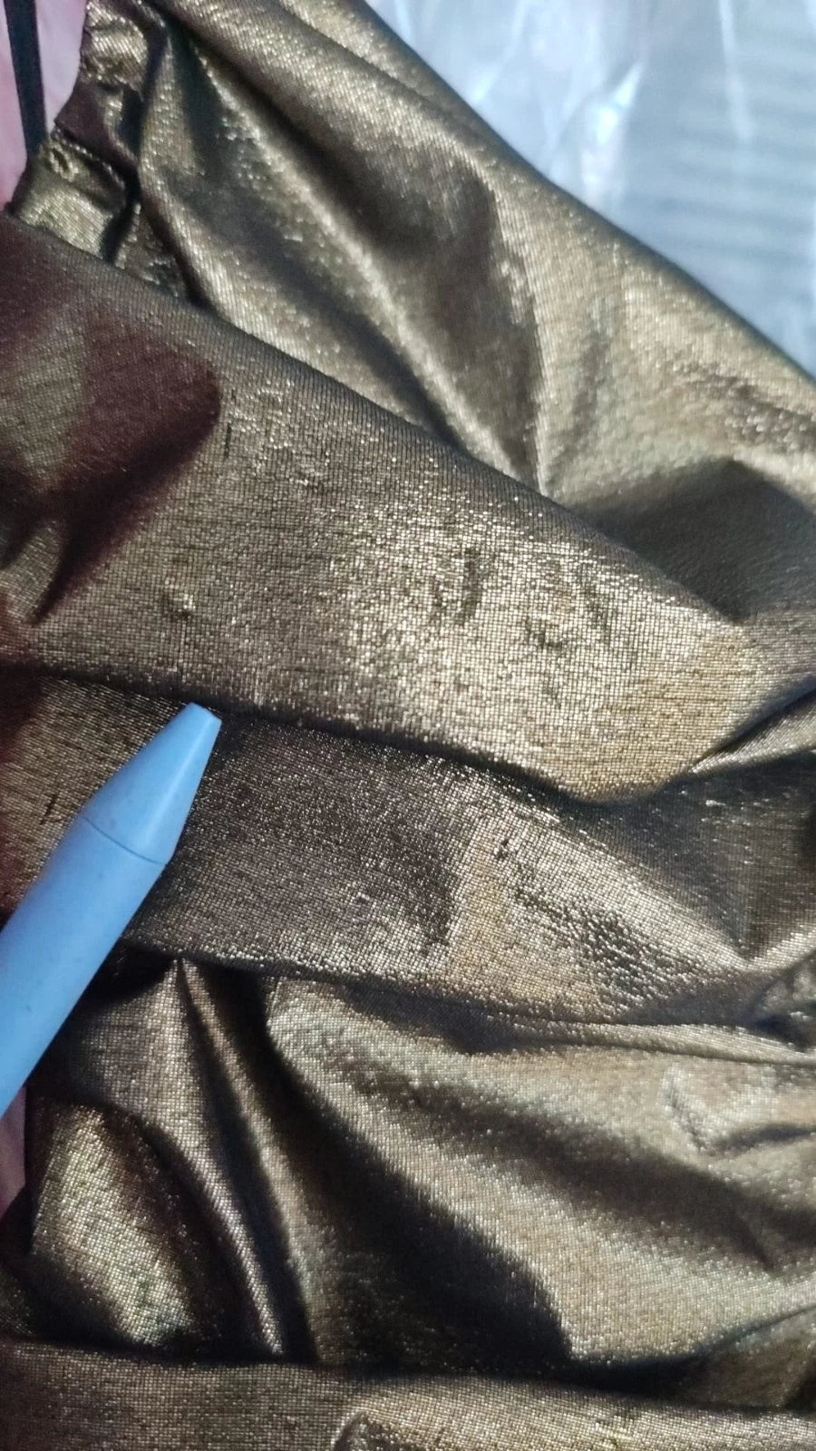 Dolce & Gabbana Gold Metallic Stretch Bodycon Kleid mit Rüschen