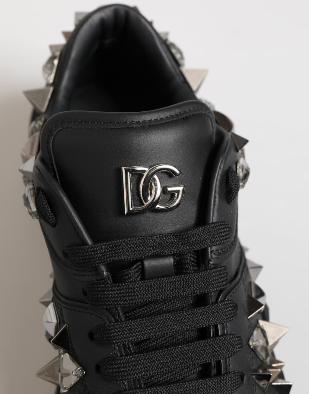Dolce & Gabbana Schwarze Leder-Sneaker mit Nieten und niedrigem Schaft