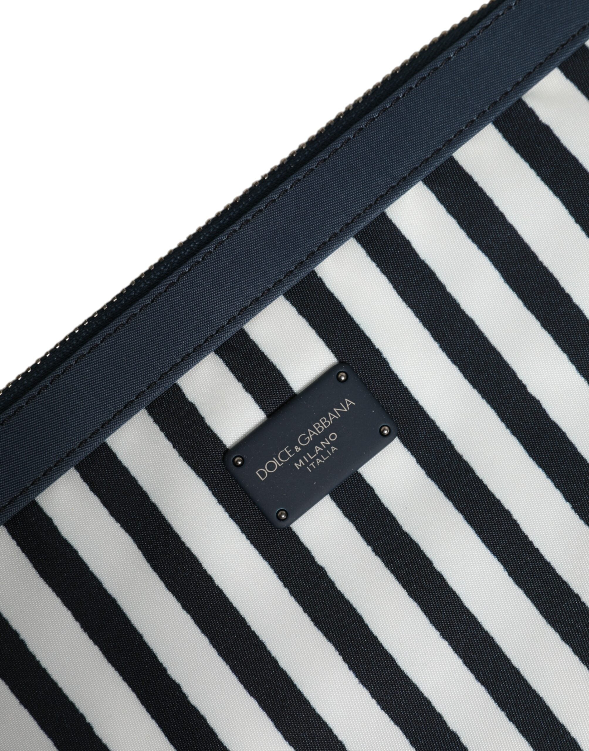 Dolce & Gabbana Schwarz-weiß gestreifte Logo-Plakette Clutch Pouch Bag