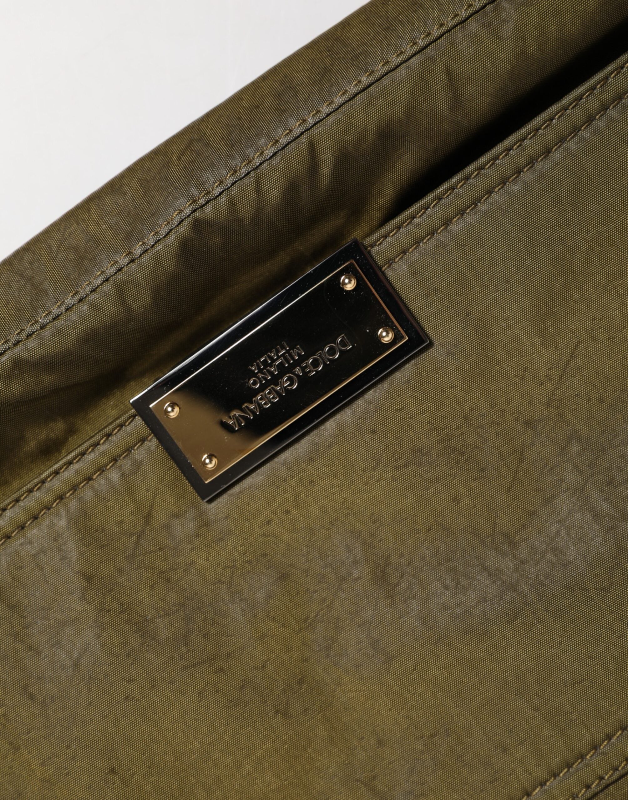 Dolce & Gabbana Dunkelgrünes Nylon Logo Plaque Schulterriemen Borse Tasche