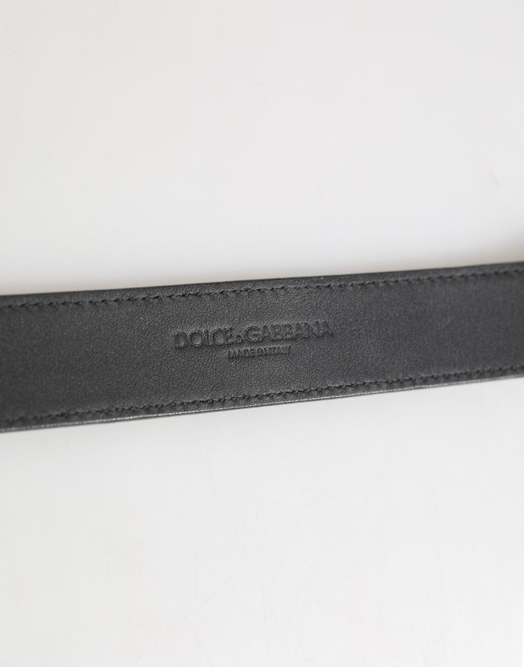 Dolce & Gabbana Silbernes strukturiertes Leder, goldfarbenes Metallhalsband