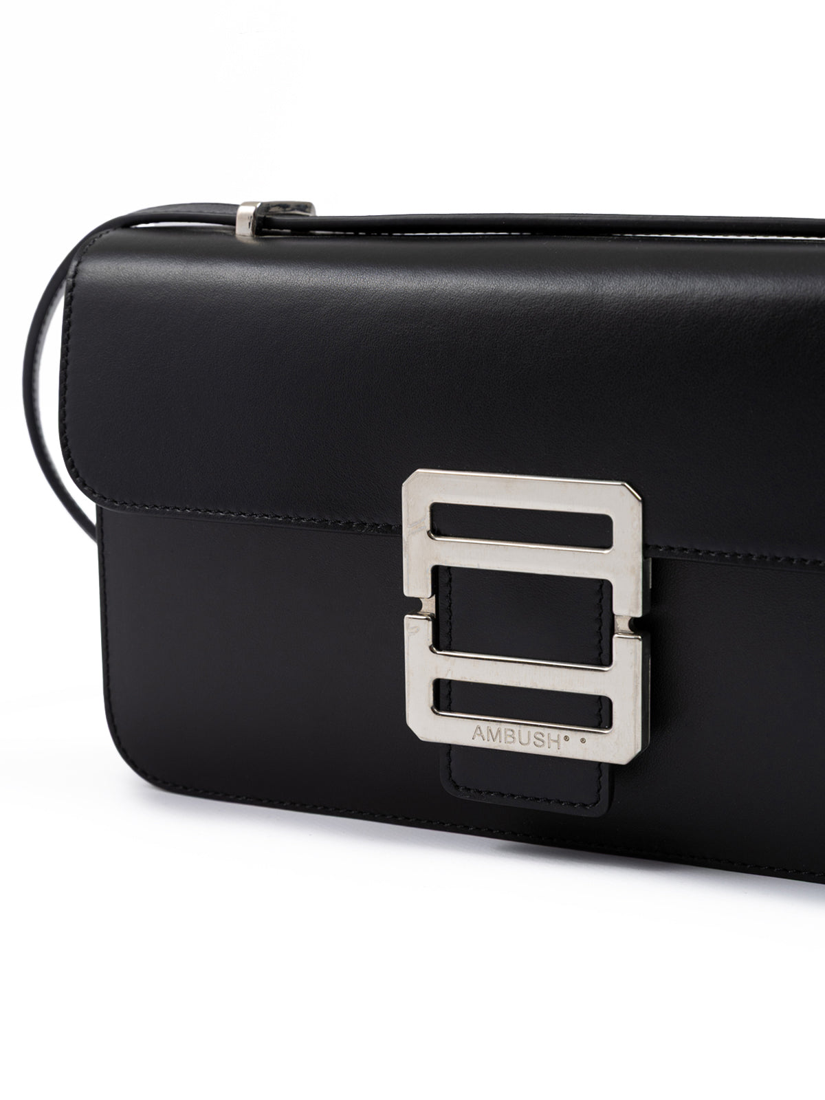 Ambush Schwarze Leder Crossbody Tasche