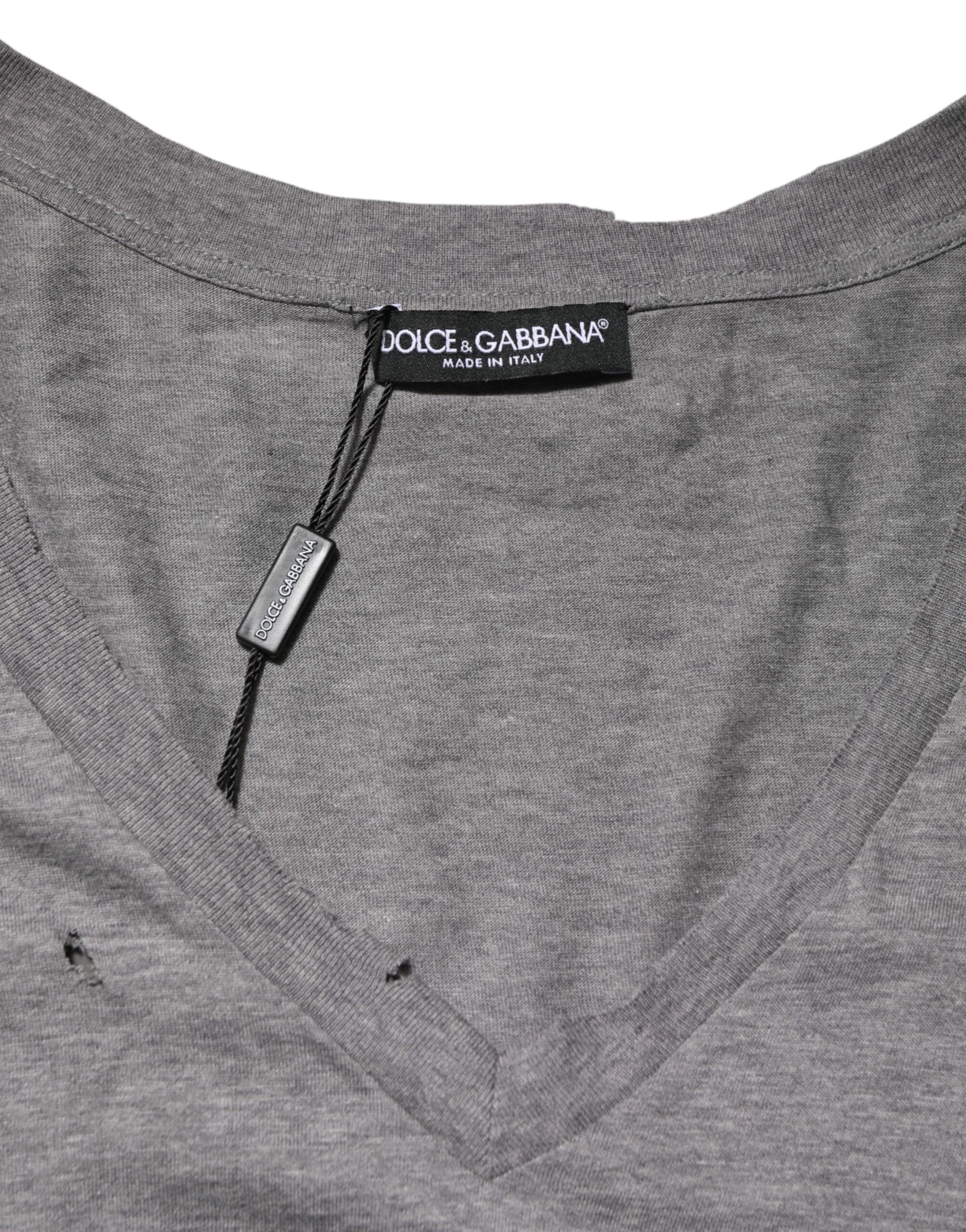 Dolce & Gabbana Graues Baumwoll-T-Shirt mit zerfetztem Logo-Aufnäher für Männer