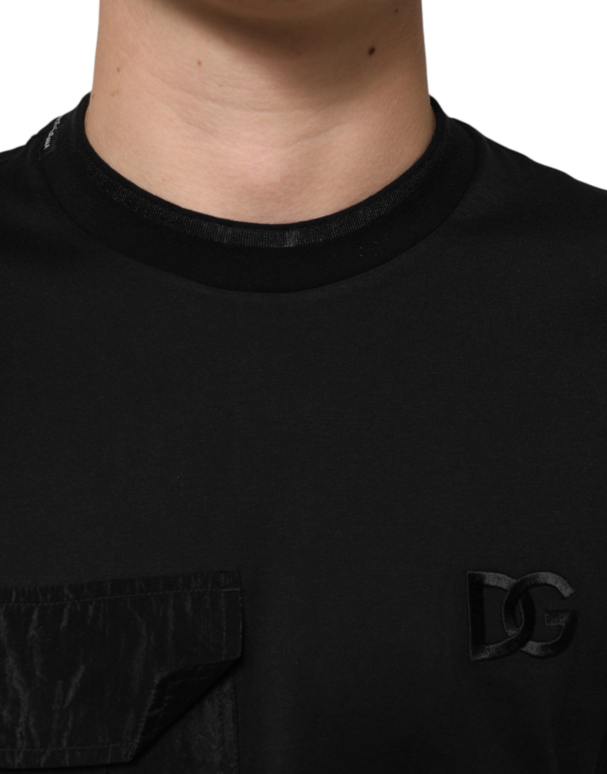 Dolce & Gabbana Schwarzes Baumwoll-T-Shirt mit gesticktem DG-Logo in der Tasche