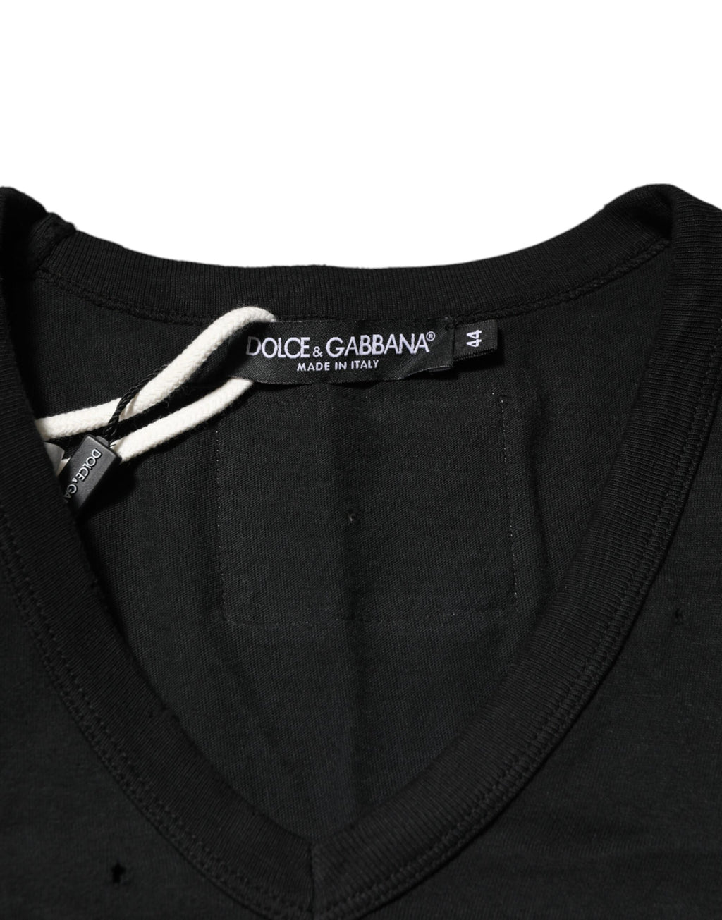 Dolce & Gabbana Schwarzes T-Shirt mit zerfetztem Logo aus Baumwolle mit V-Ausschnitt für Männer
