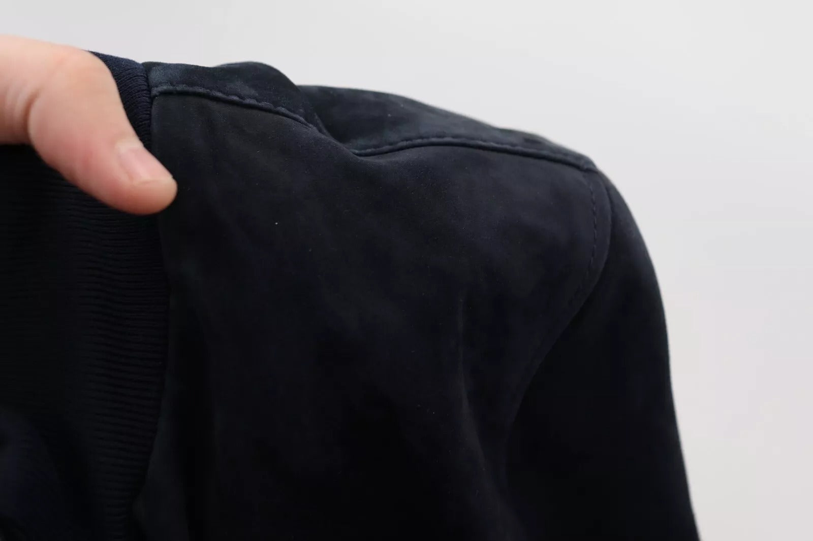 Dolce & Gabbana Dunkelblaue Wildleder-Lammfell-Blouson-Jacke