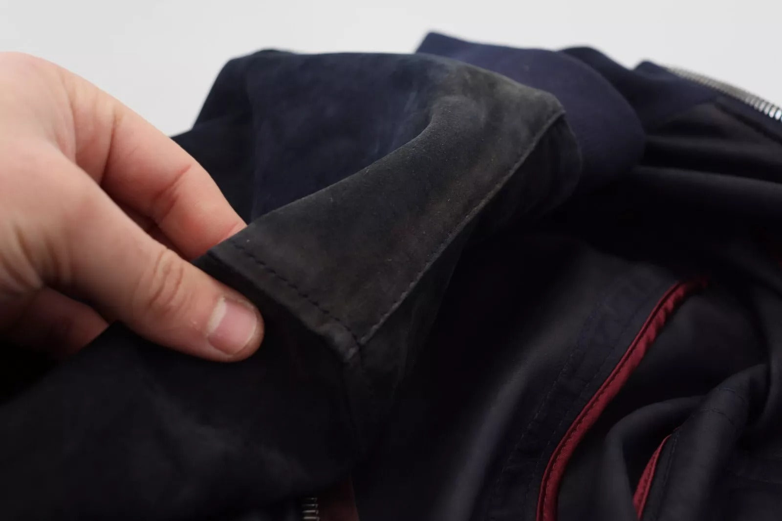 Dolce & Gabbana Dunkelblaue Wildleder-Lammfell-Blouson-Jacke