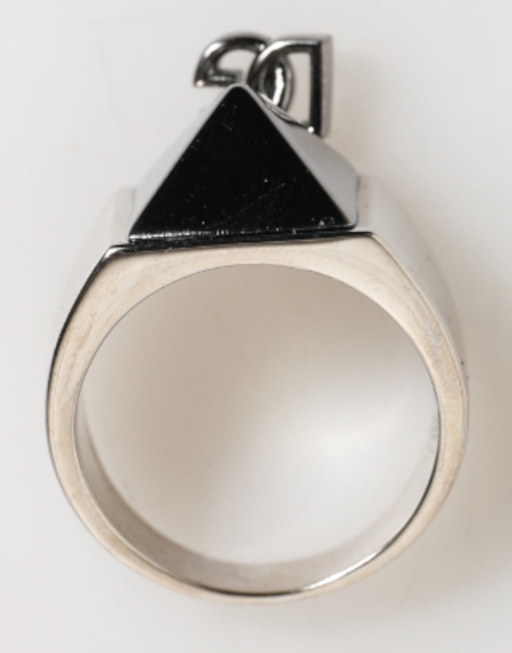 Dolce & Gabbana Silberfarbener Pyramiden DG Logo Echtmessing Ring