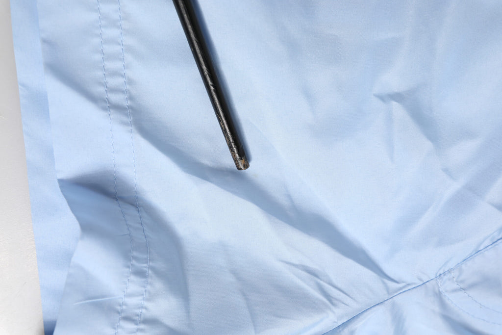 Dolce & Gabbana Hellblaue Nylon DG Logo Tape Herren Shorts Bademode