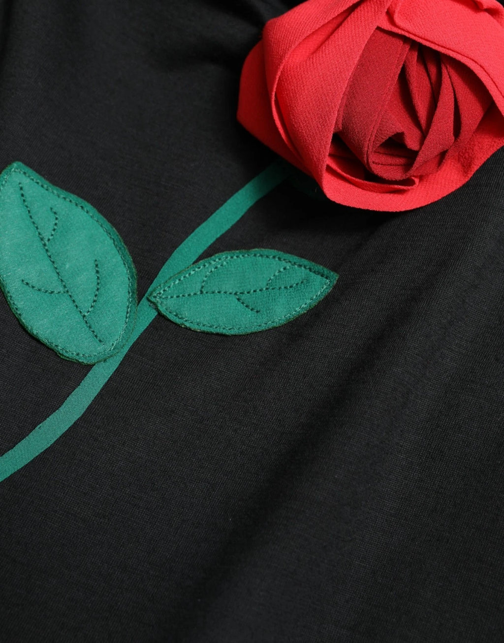 Dolce & Gabbana Zwarte Mouwloze Wollen Jurk met Rozenapplicatie