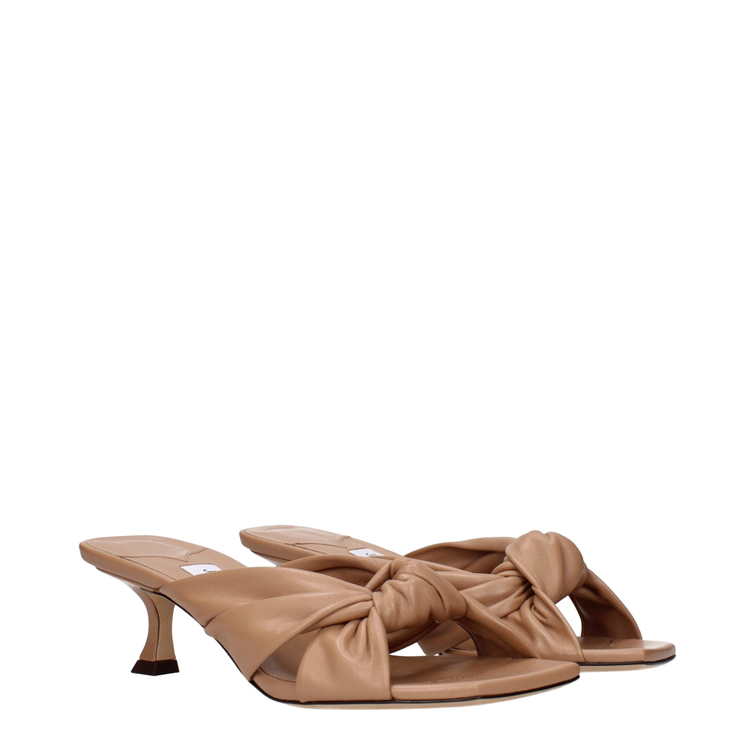 Jimmy Choo Flache Sandalen aus Leder in Beige