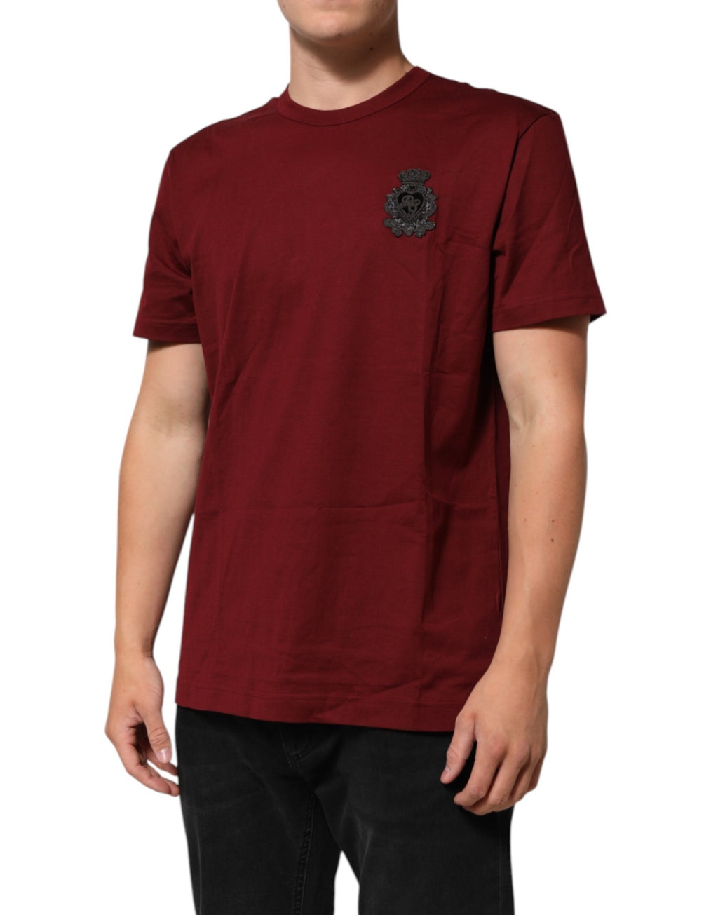 Dolce & Gabbana Bordeauxrotes T-Shirt mit Logo-Aufnäher aus Baumwolle