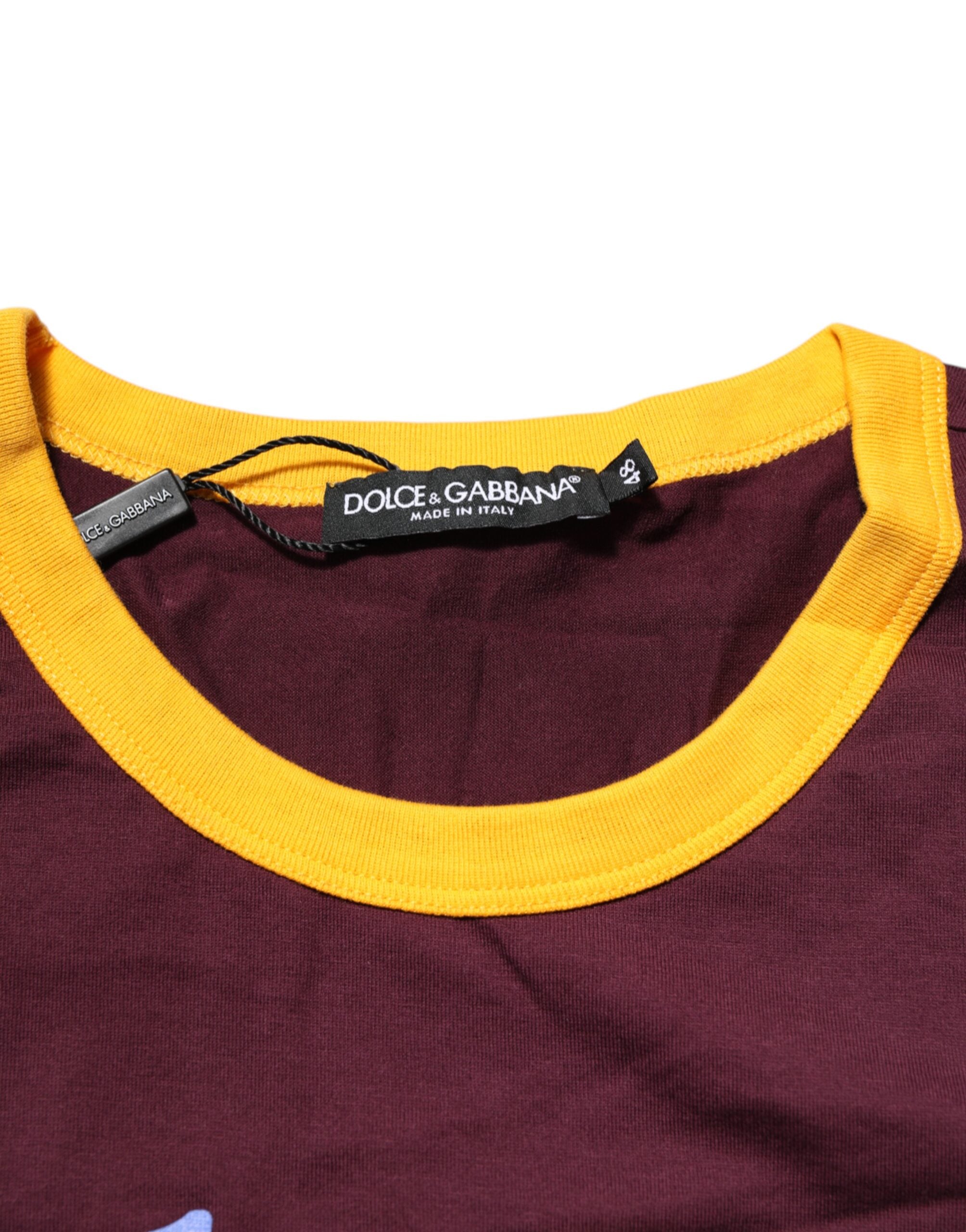Dolce & Gabbana Burgunderfarbenes DG Super King Logo T-Shirt aus Baumwolle
