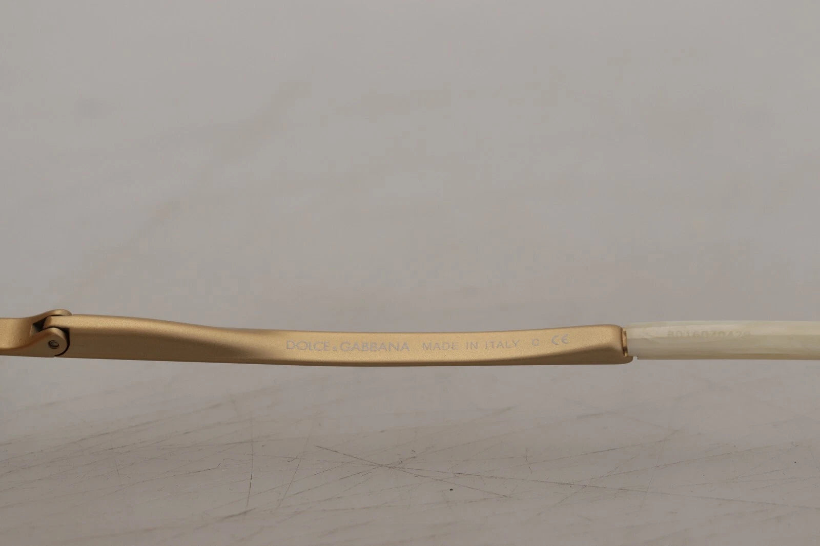 Dolce & Gabbana DG2159B Beige Gold Stroh Schmetterlingskristalle Sonnenbrille