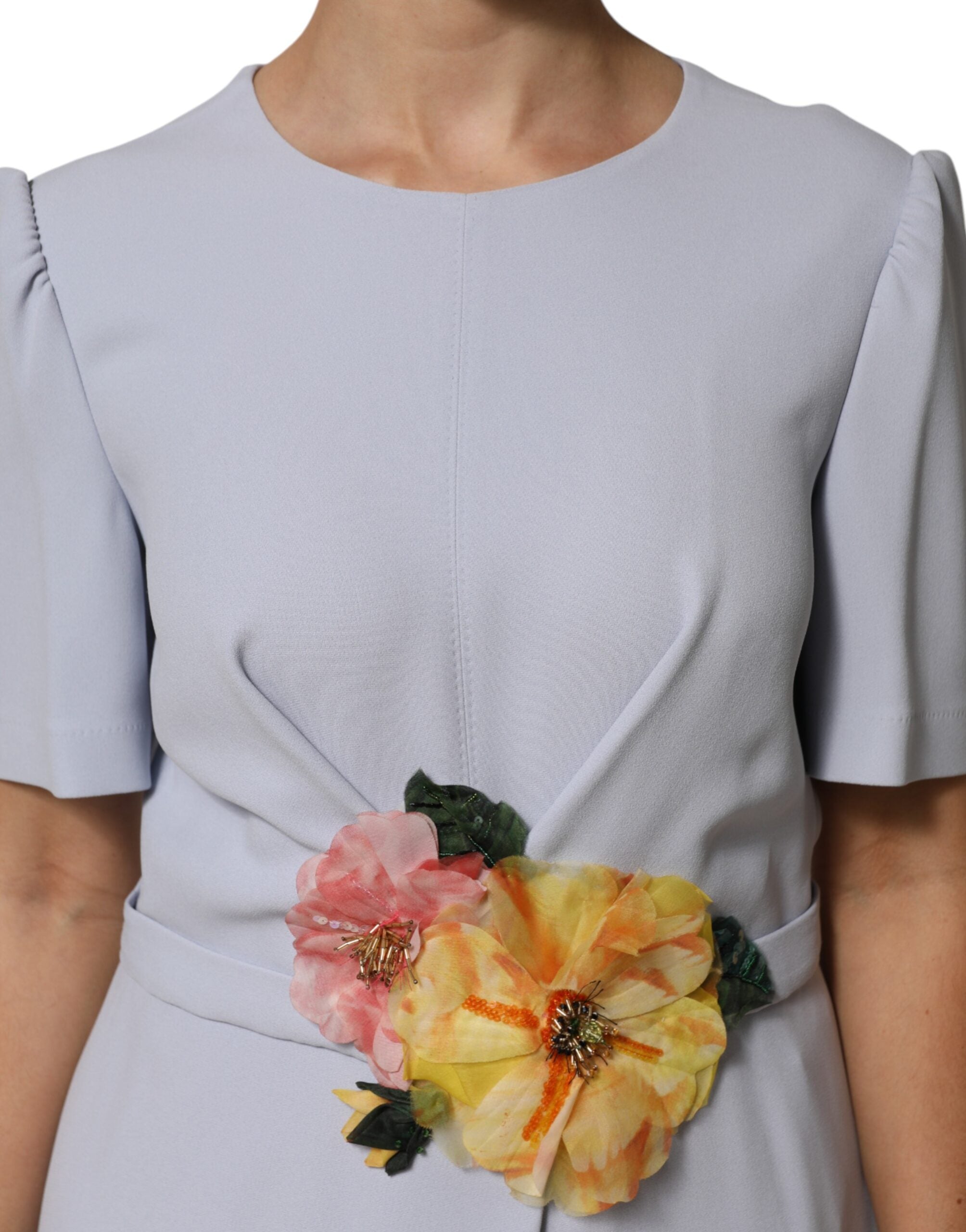 Dolce & Gabbana Hellblaues Kleid mit Blumenapplikationen aus einer Viskosemischung
