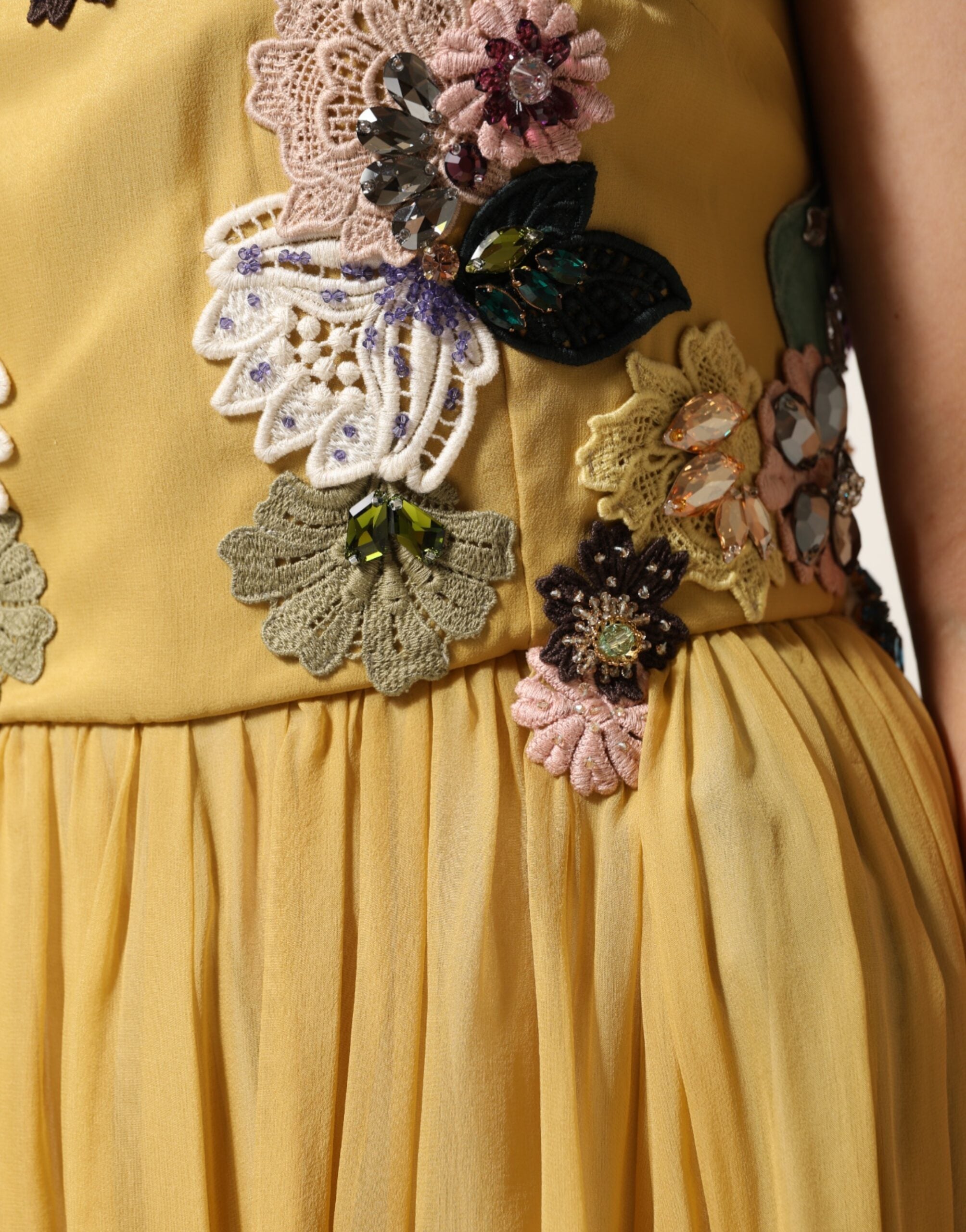 Dolce & Gabbana Gelbes Maxikleid mit Blumenstickerei aus Seide
