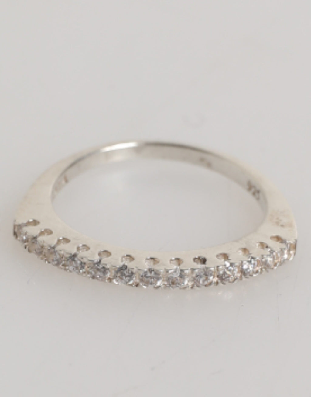 Nialaya Sterling Silber 925 Band Pave CZ Kristall Ewigkeitsring