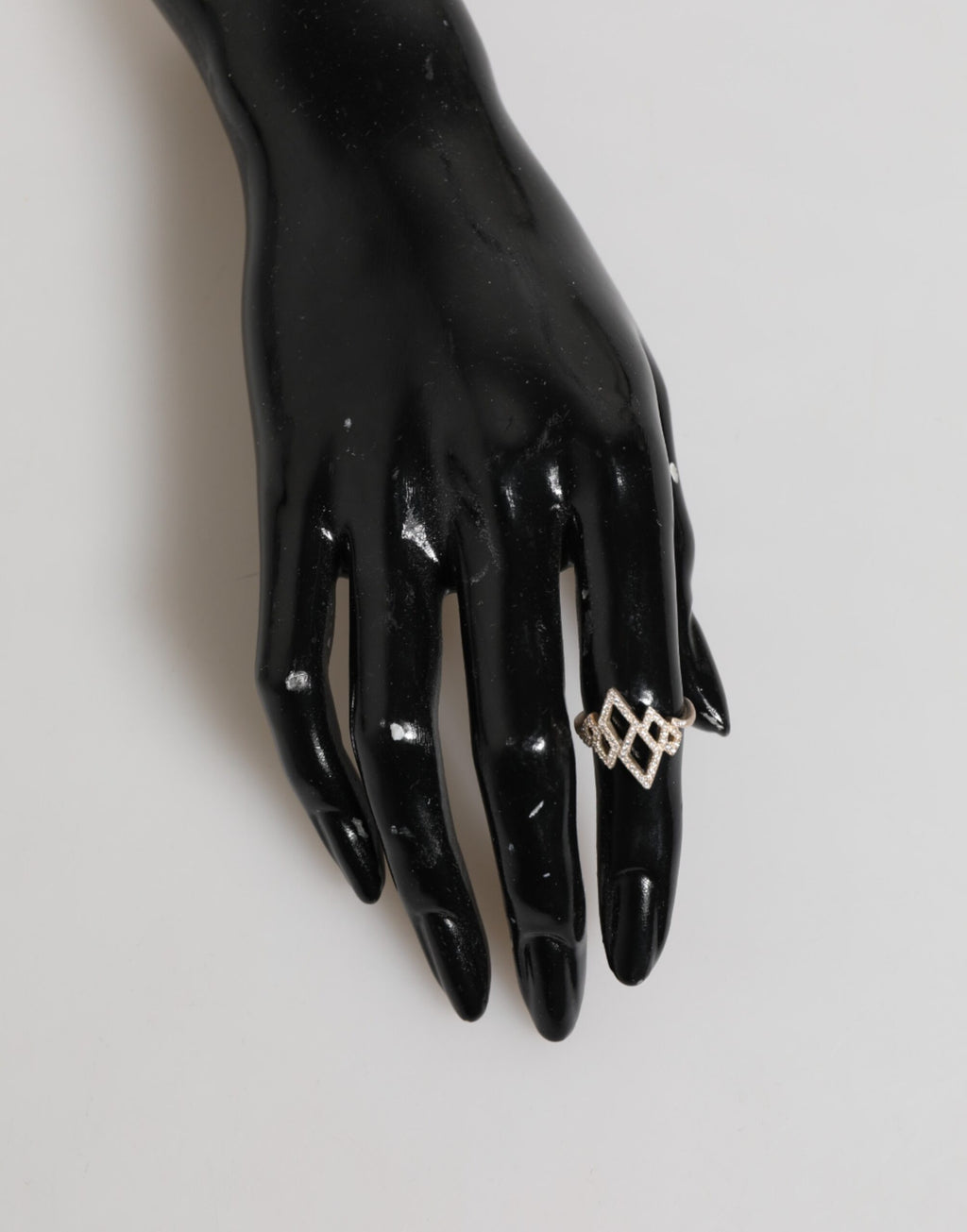 Nialaya Geometrischer Diamant Form Pave CZ Kristallschmuck Ring