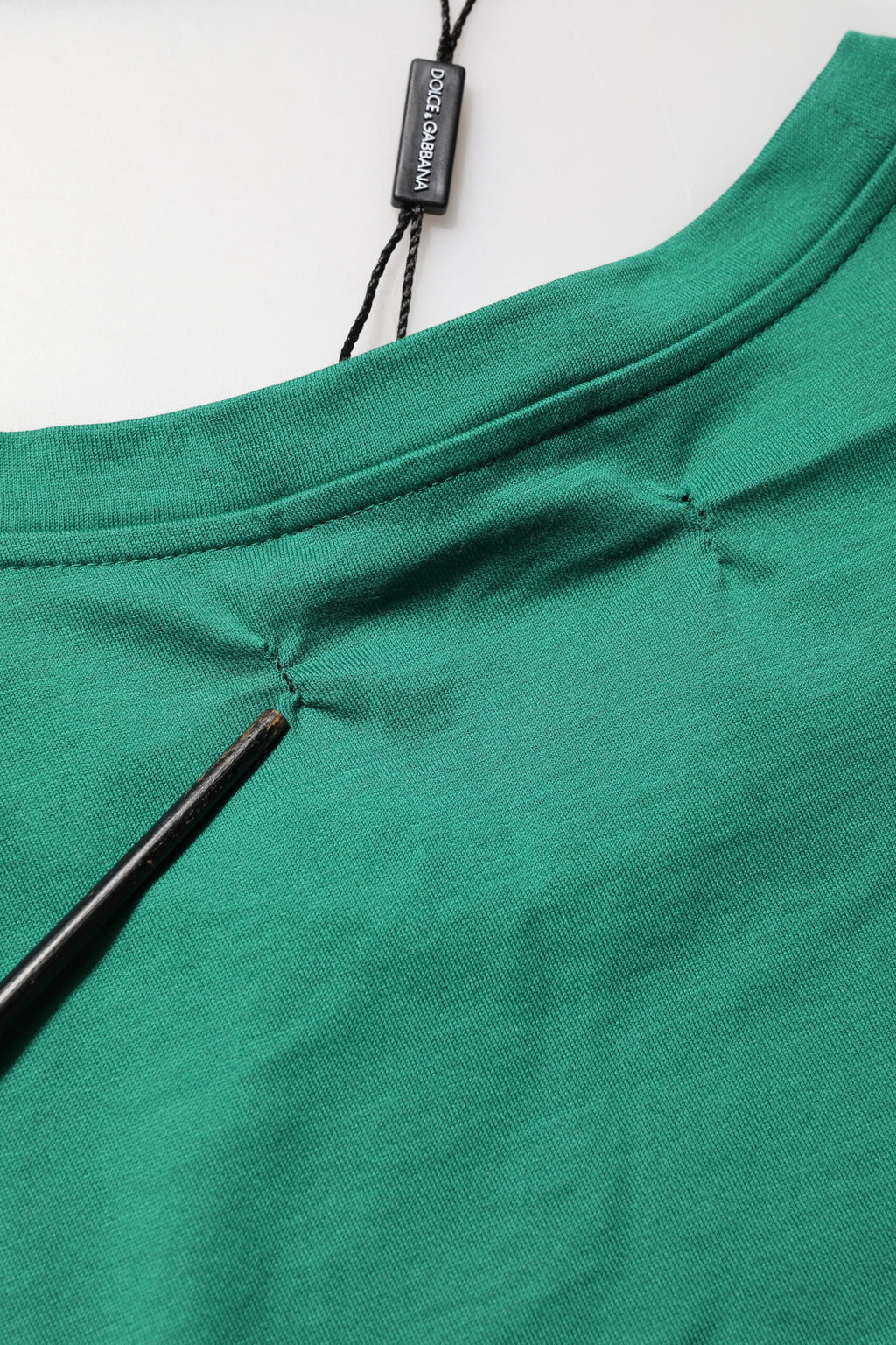 Dolce & Gabbana Grünes T-Shirt mit Rundhalsausschnitt und Logodruck aus Baumwolle