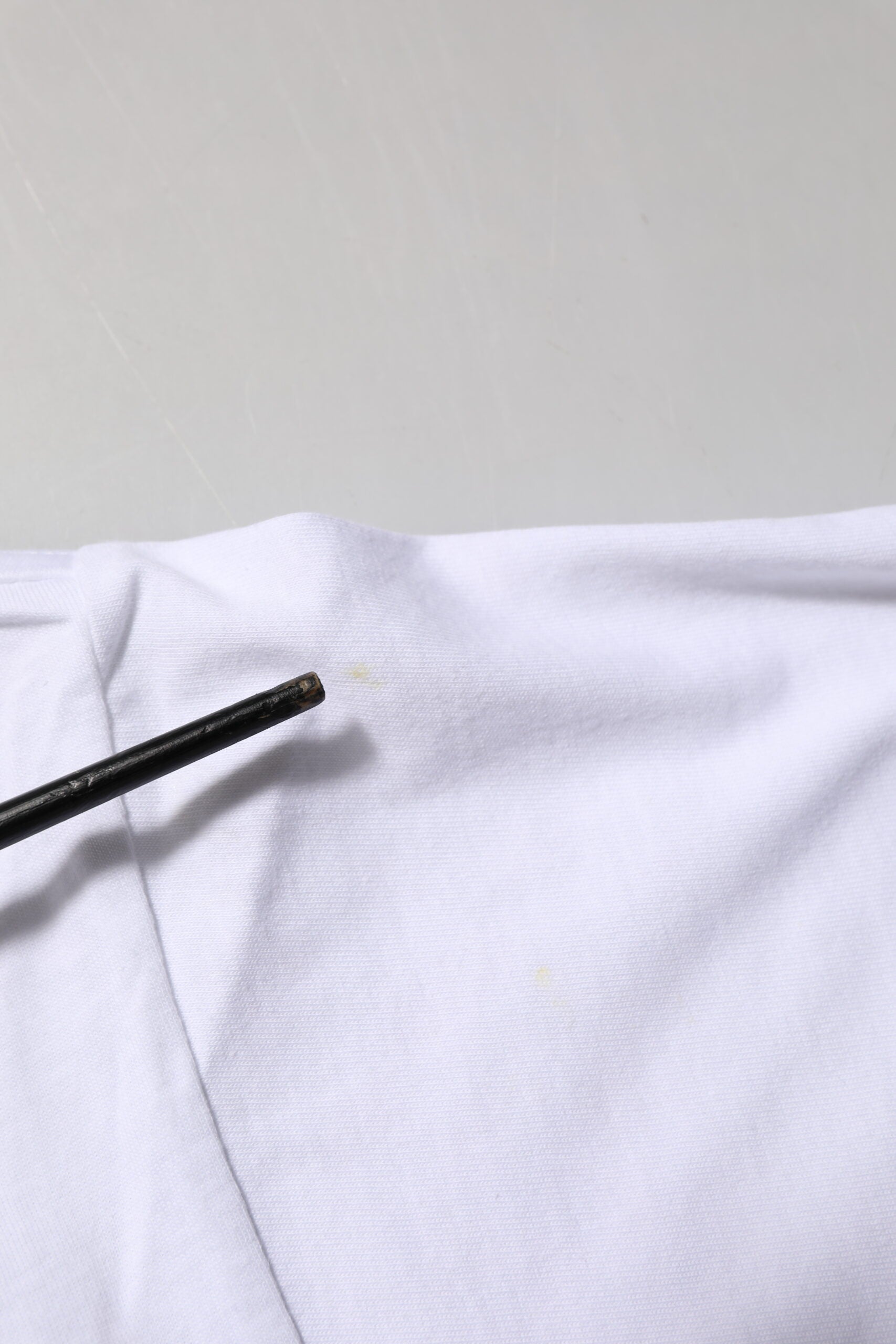 Dolce & Gabbana Weißes T-Shirt mit Rundhalsausschnitt aus Baumwolle mit Grafikdruck