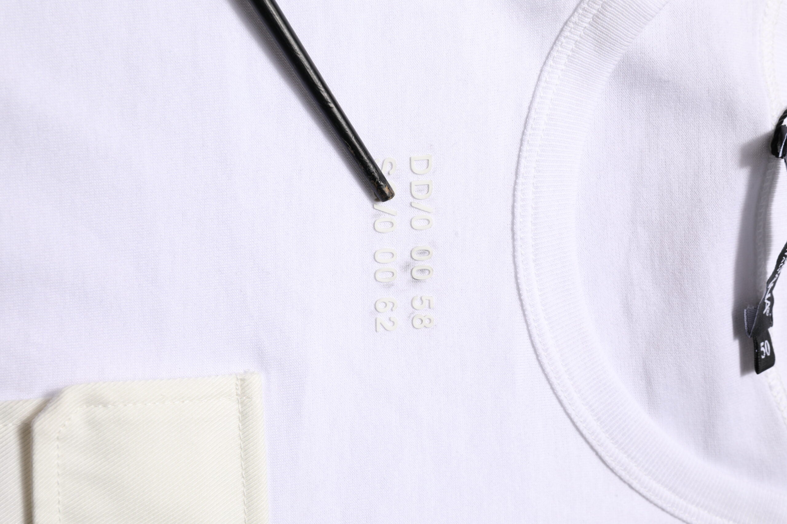 Dolce & Gabbana Weißes Baumwolltaschen-T-Shirt mit kurzen Ärmeln für Männer