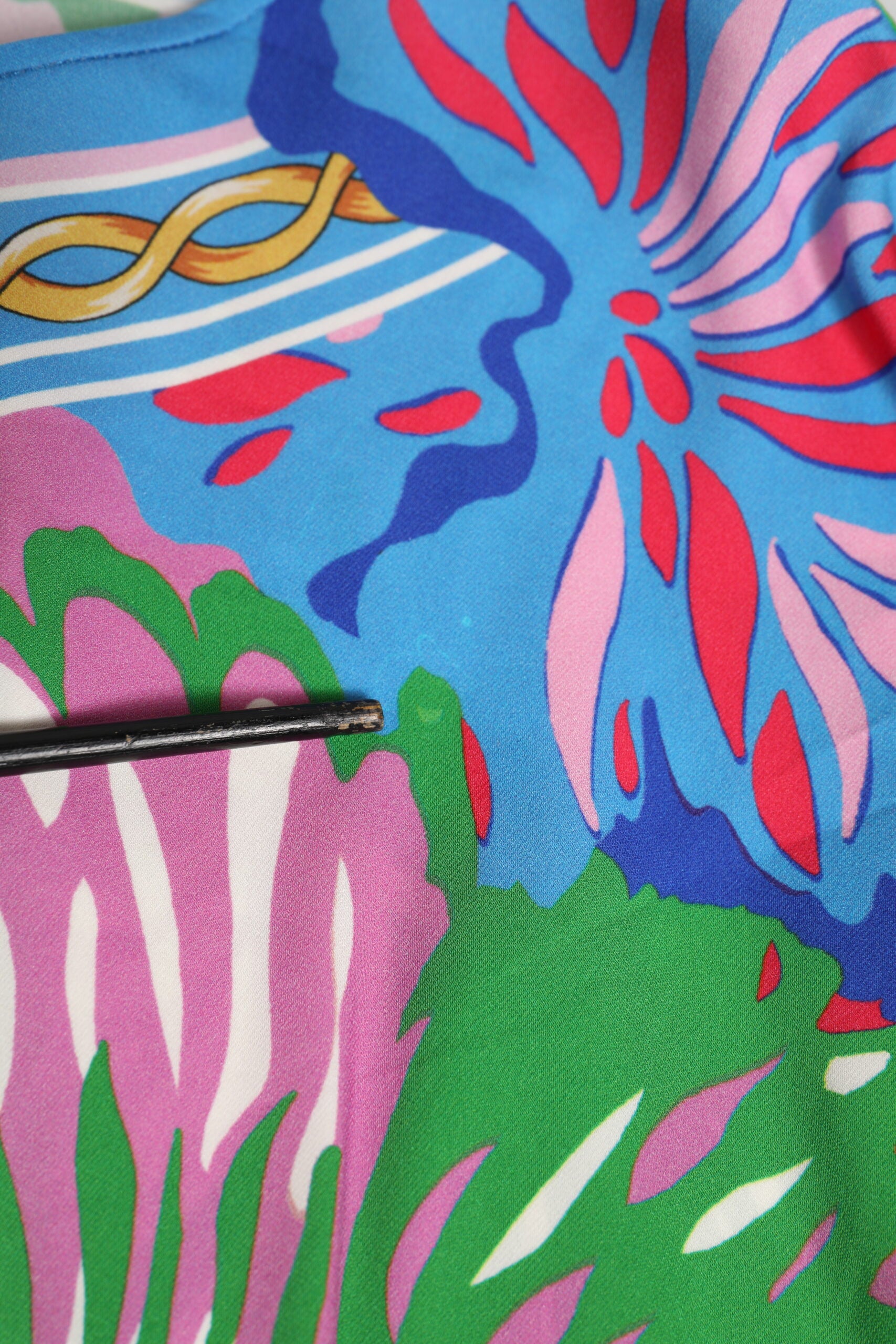 Dolce & Gabbana Mehrfarbig bedruckte Tunika-Bluse mit Blumenmuster