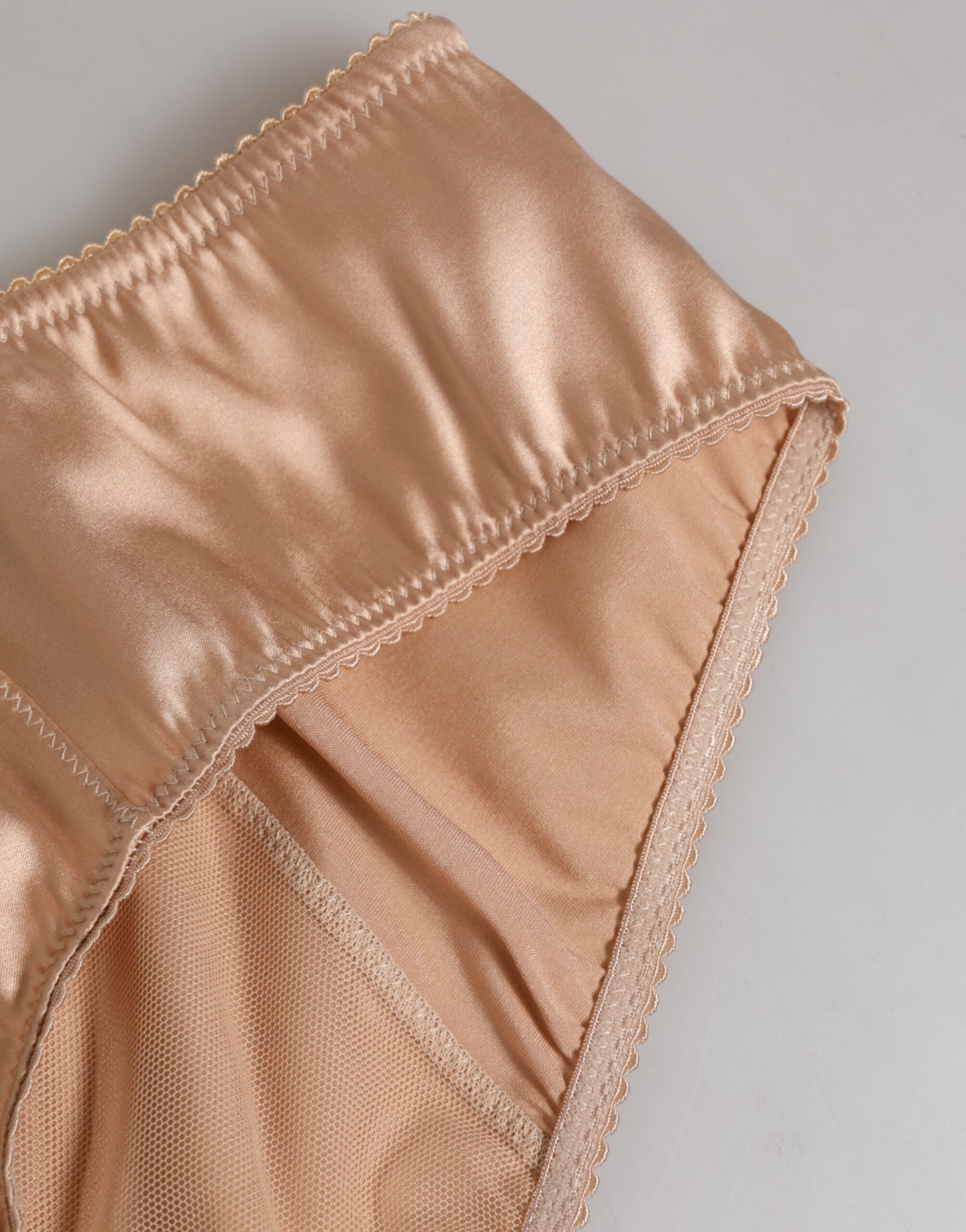 Dolce & Gabbana Nude Beige Seidensatin Stretch-Schleifenslip Unterwäsche
