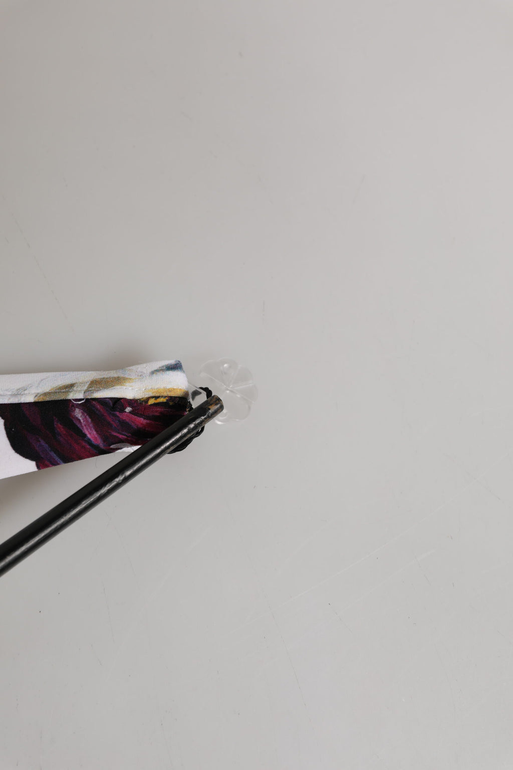 Dolce & Gabbana Weißes Bikini-Oberteil mit Blumendruck Bademode