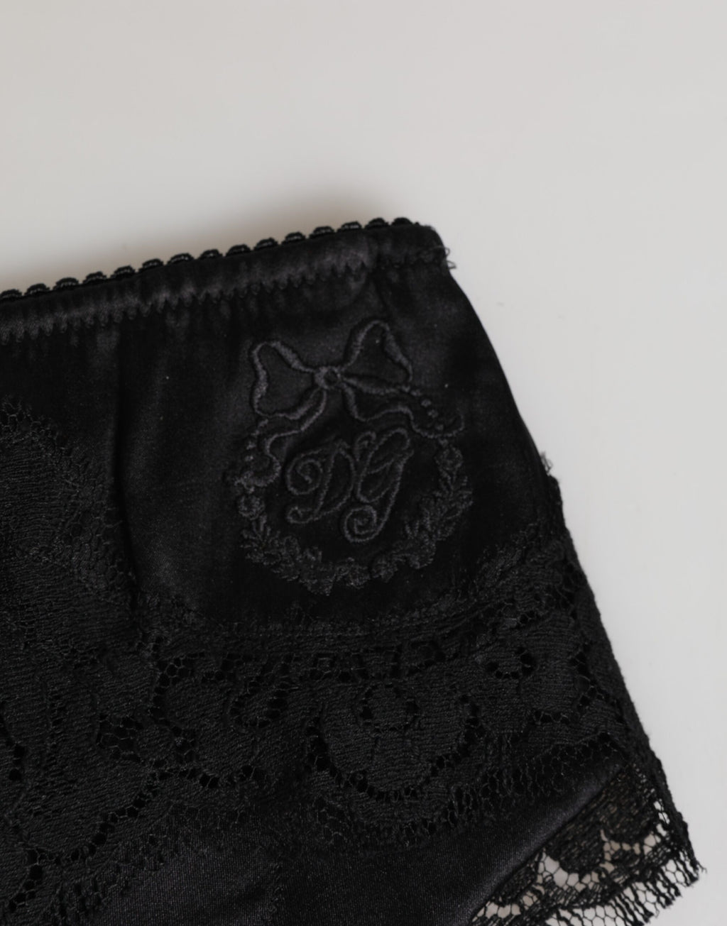Dolce & Gabbana Schwarzer Seidensatin Floral Spitze Panty Slip Unterwäsche