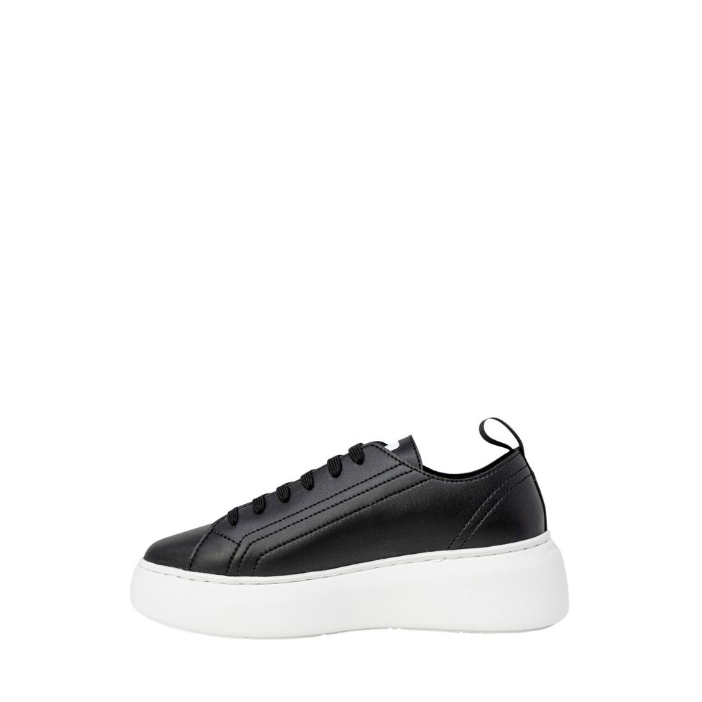 Armani Exchange Schwarzer Kunstleder Sneaker