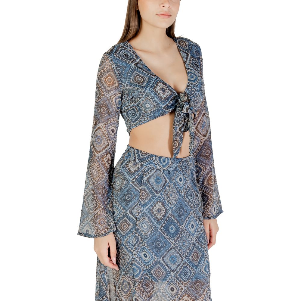 Only Blaues Oberteil aus recyceltem Polyester