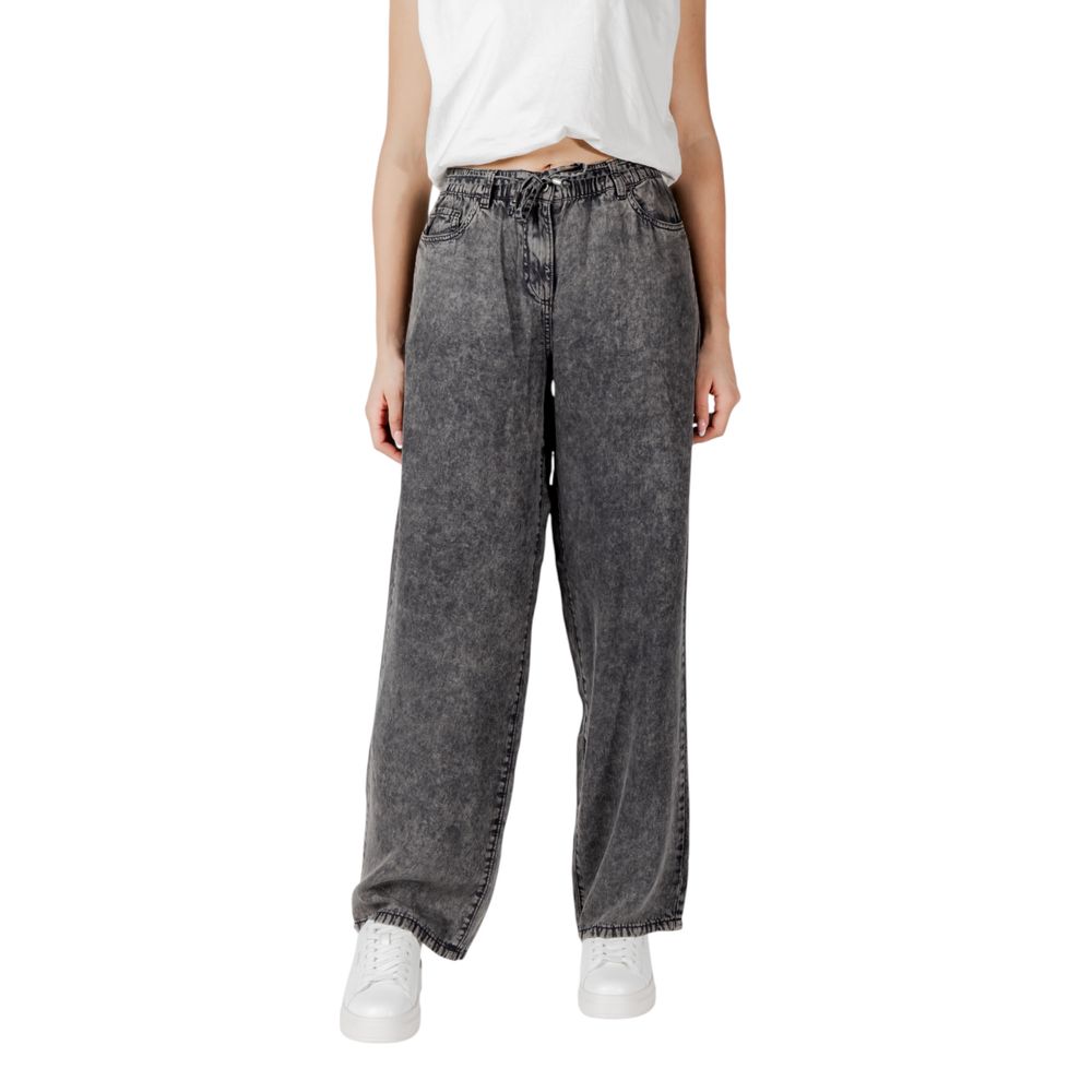 Only Schwarze Lyocell-Hose mit weiter Beinweite