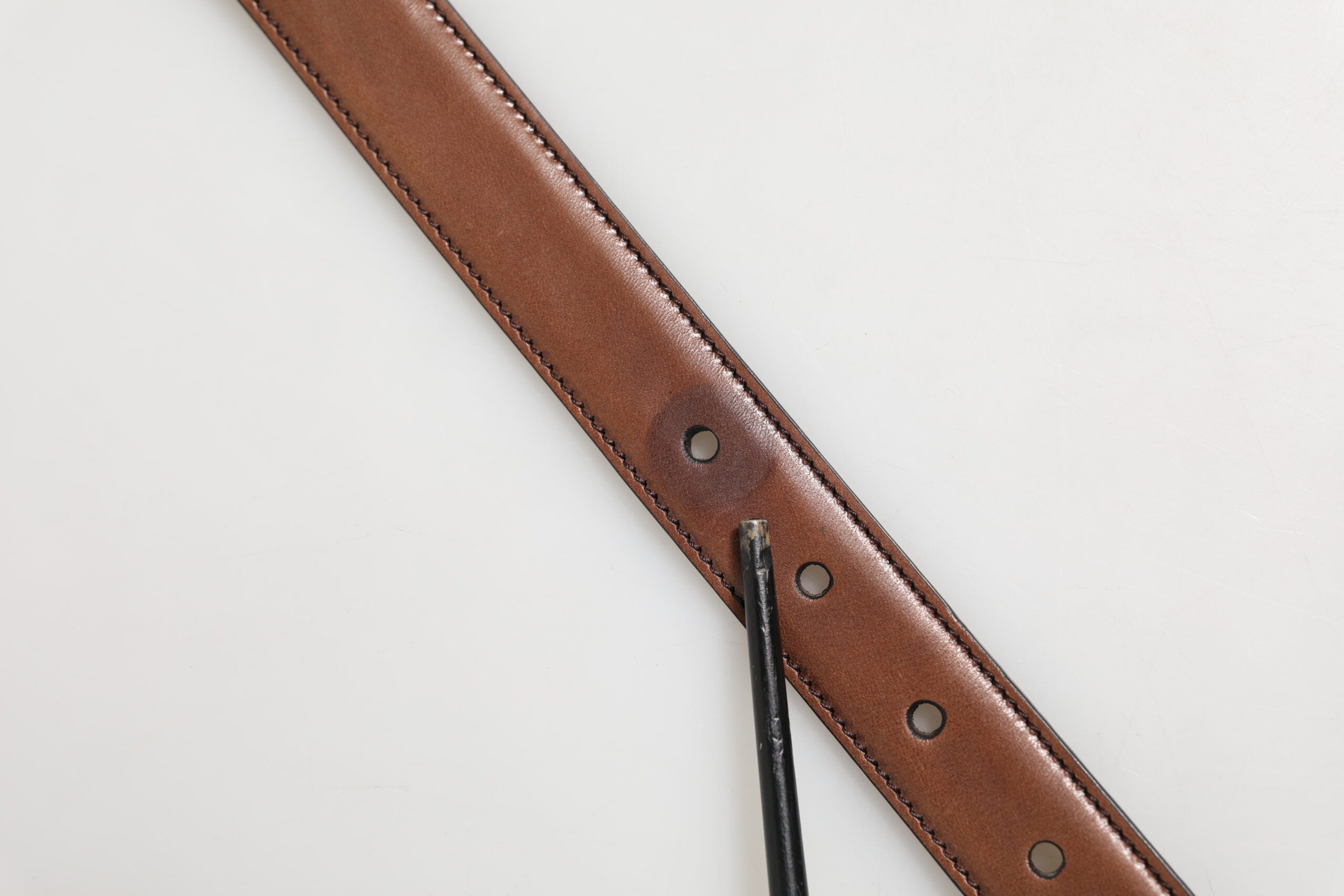 Dolce & Gabbana Dunkelbrauner Ledergürtel mit antiker Silberschnalle