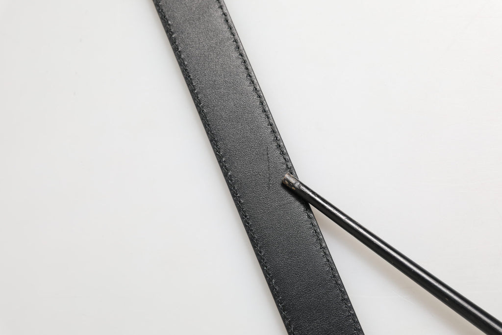 Dolce & Gabbana Schwarzes strukturiertes Leder Silberne Metallschnalle Herrengürtel