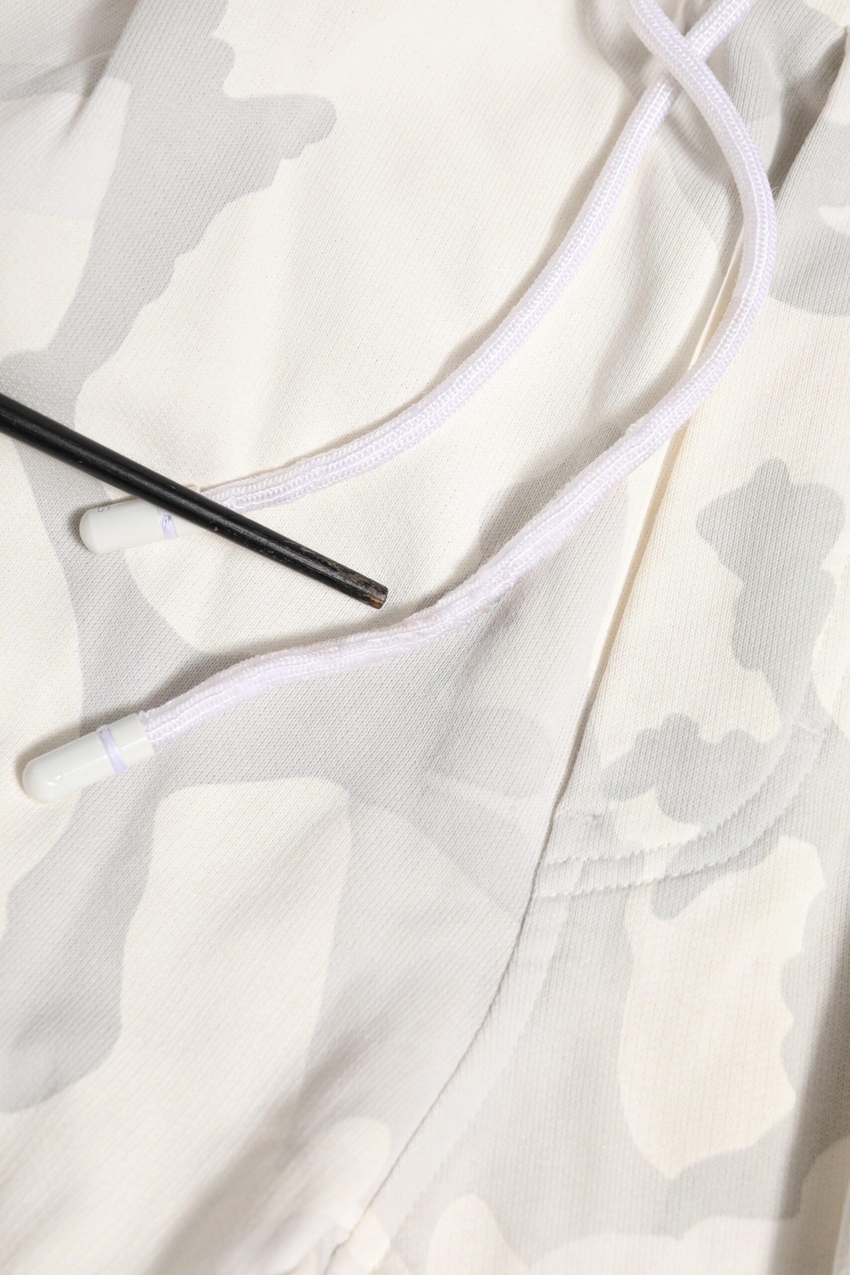 Dolce & Gabbana Weiße Camouflage Cargo-Jogger-Sweatpants Hose