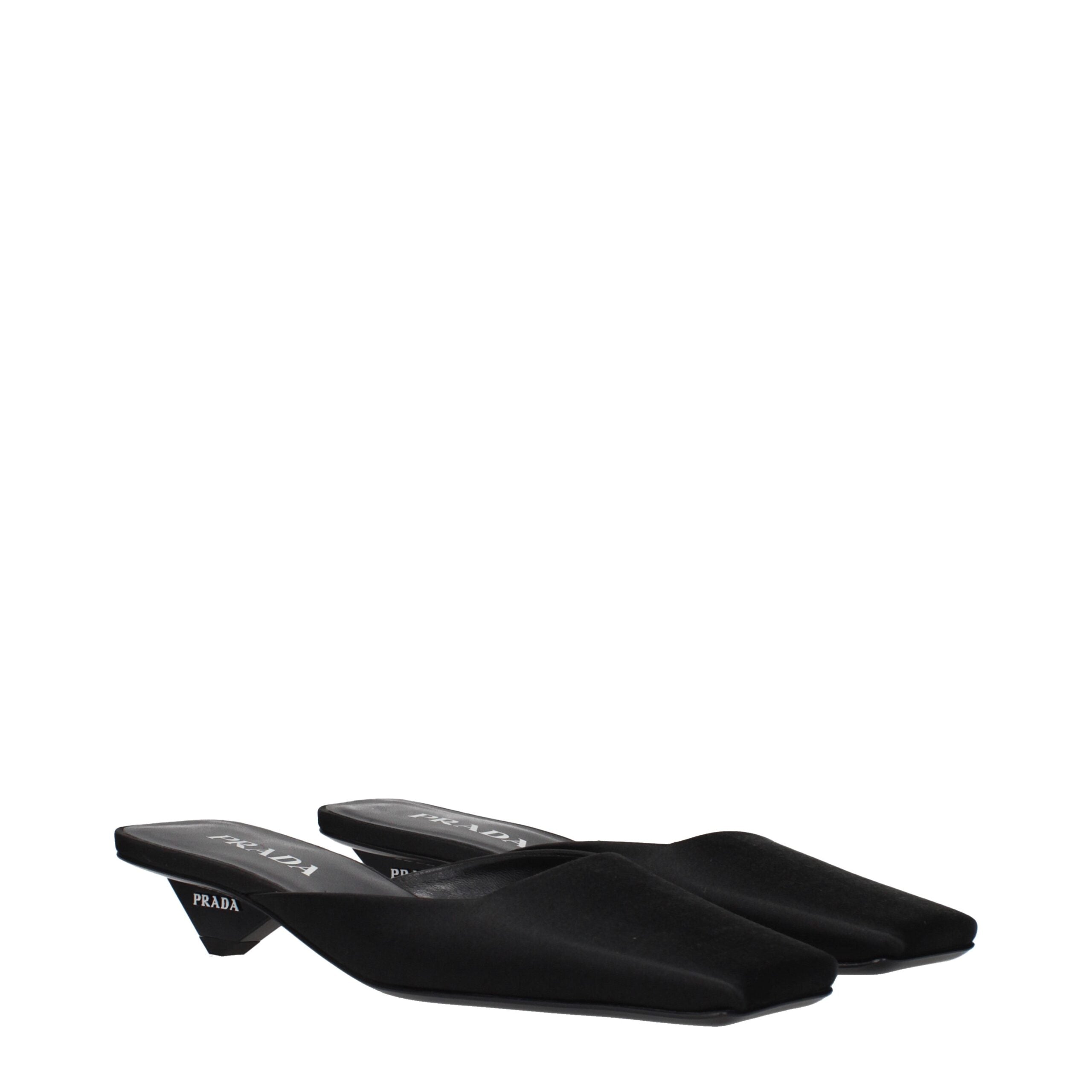 Prada Flache Sandalen aus schwarzem Satin