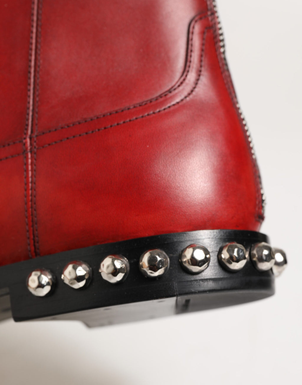 Dolce & Gabbana Rode Studs Chelsea Korte Enkellaarzen Schoenen