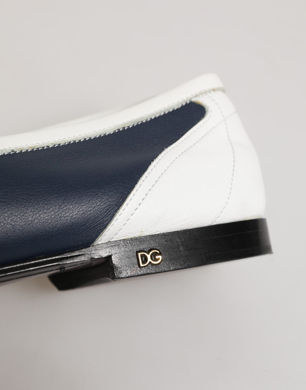 Dolce & Gabbana Weiß Blau Leder Slip On Loafers Männer Formelle Schuhe