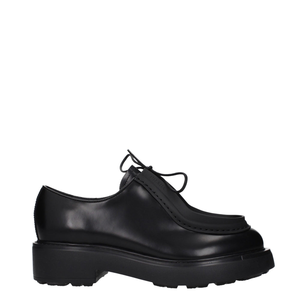 Prada Schwarze Leder Oxfords und Derbies