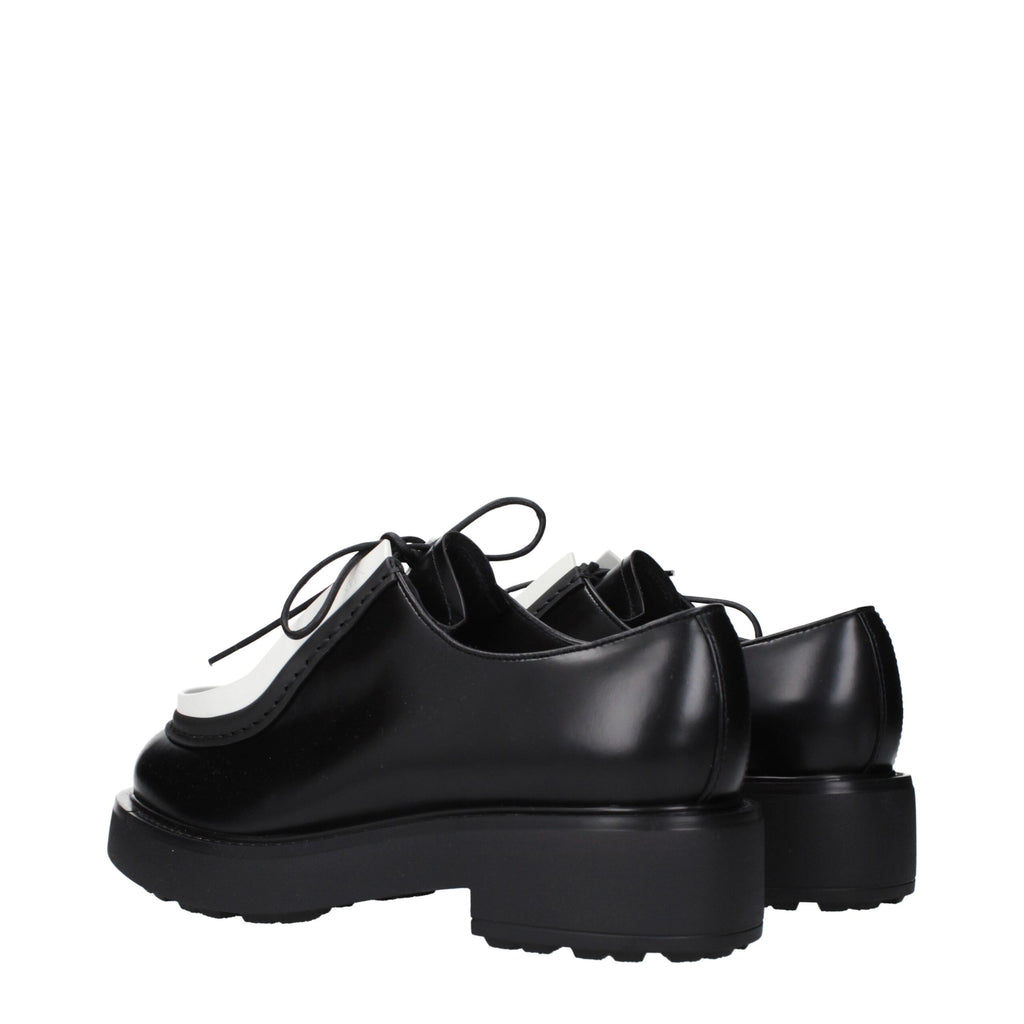 Prada Schwarze Leder Oxfords und Derbies
