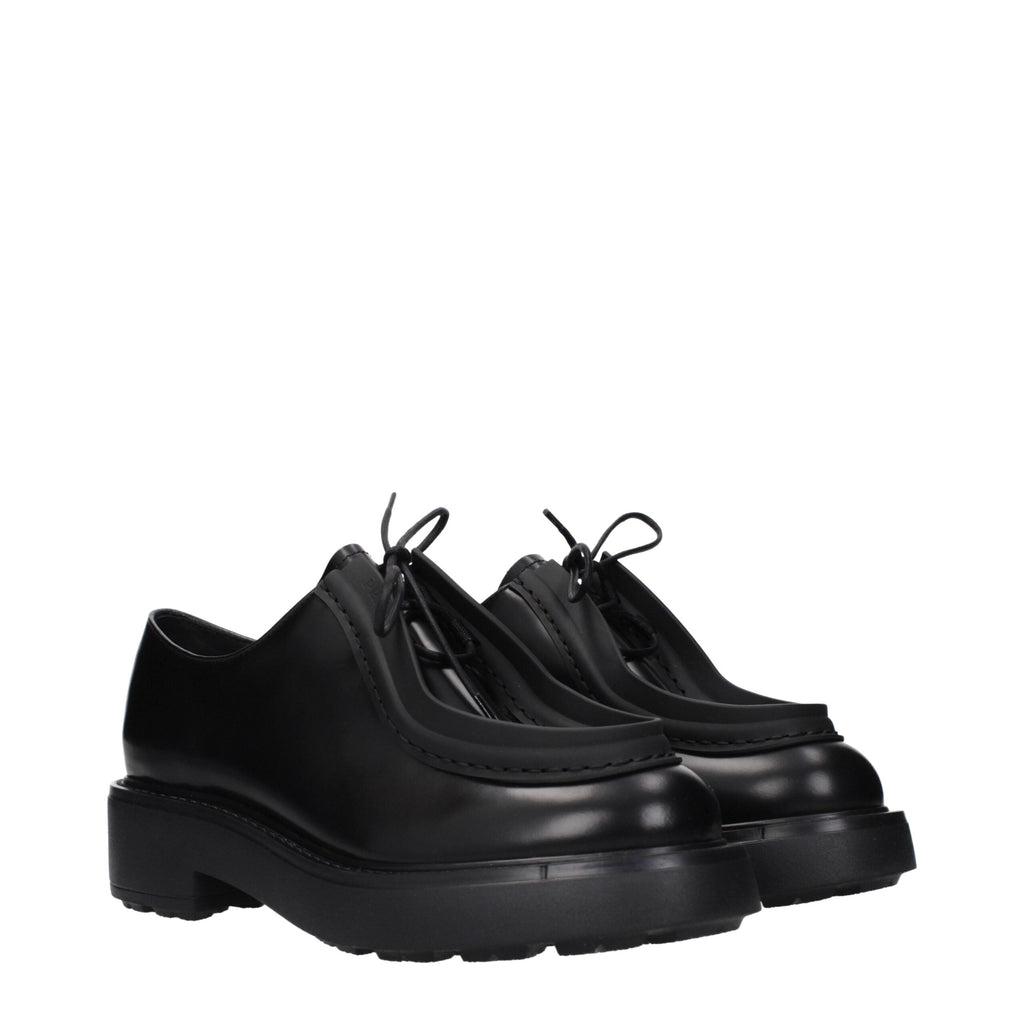 Prada Schwarze Leder Oxfords und Derbies