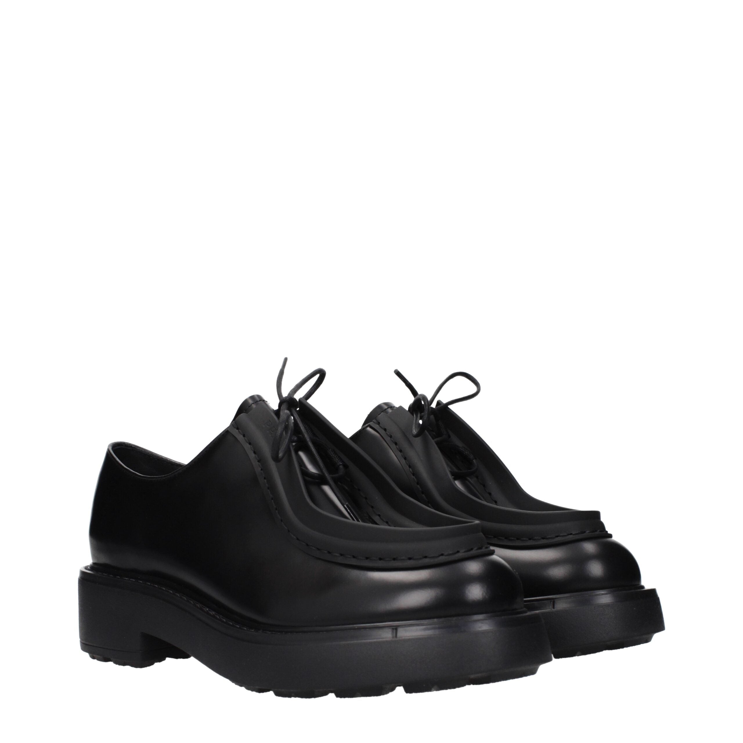 Prada Schwarze Leder Oxfords und Derbies
