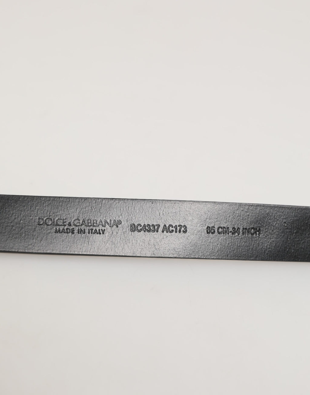 Dolce & Gabbana Schwarzer Leder Nietengürtel mit silberfarbener Schnalle