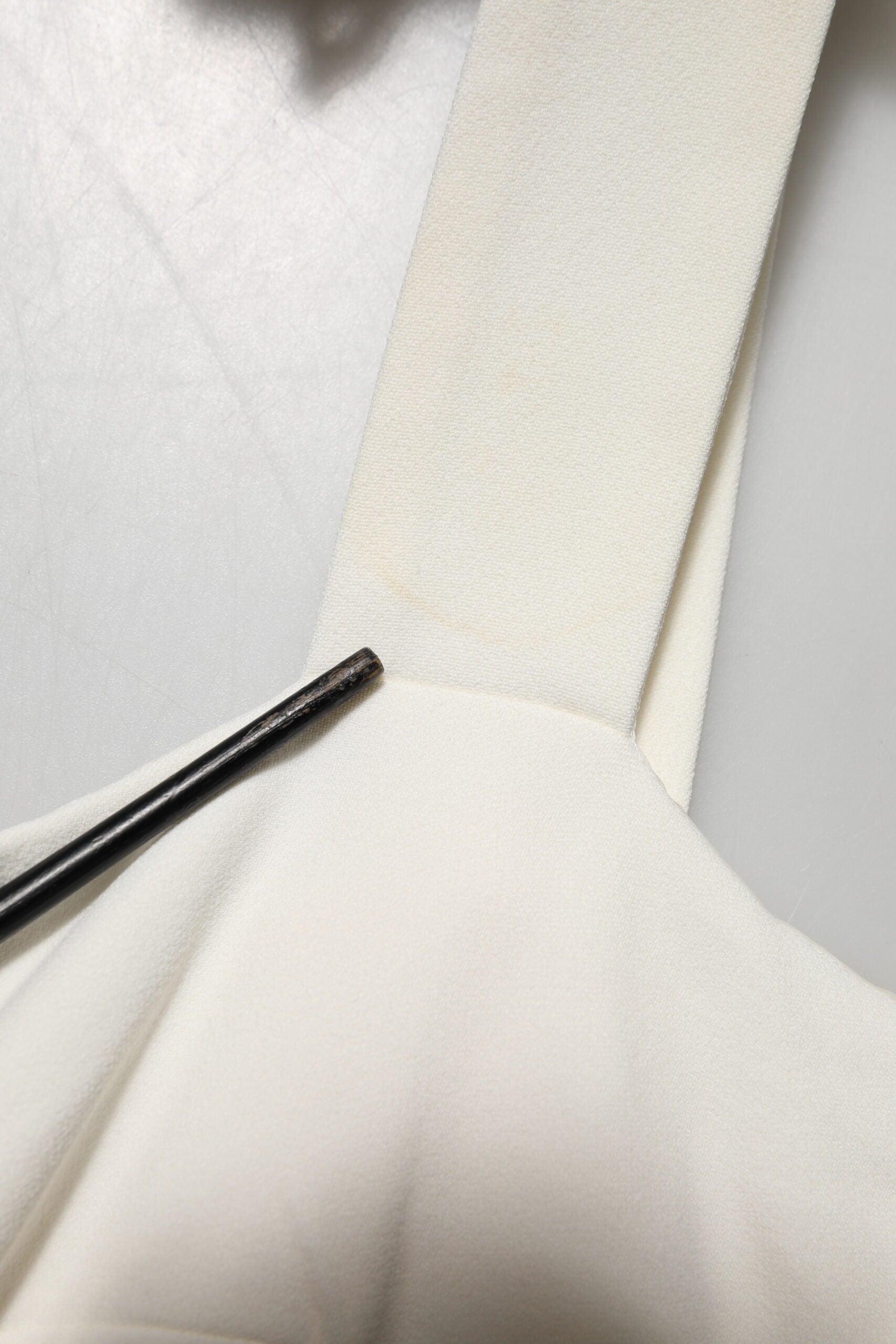 Dolce & Gabbana Weißes ärmelloses Midikleid aus Spitze mit Blumenmuster