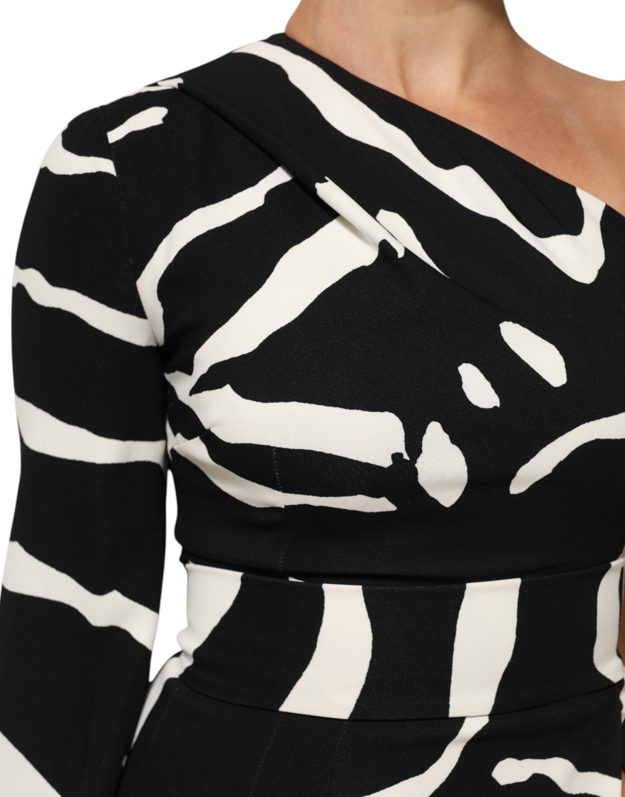 Dolce & Gabbana Schwarzes weißes One-Shoulder-Minikleid mit hohem Schlitz