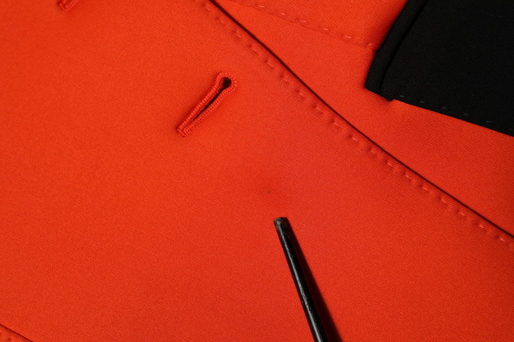 Dolce & Gabbana Roter geknöpfter Frauen Trenchcoat Jacke