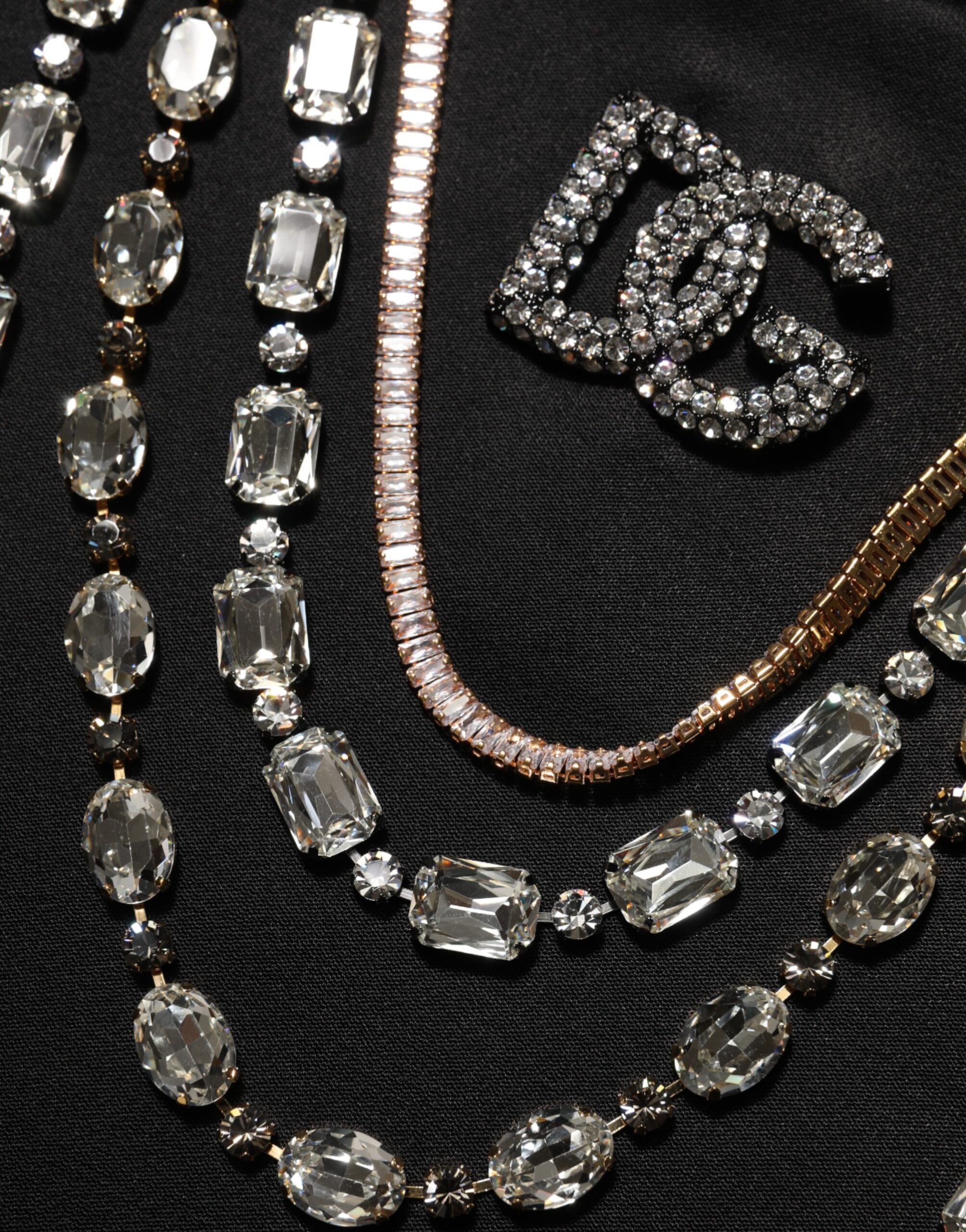 Dolce & Gabbana Schwarze Halskette Crystal DG Logo Sweatshirt Pullover