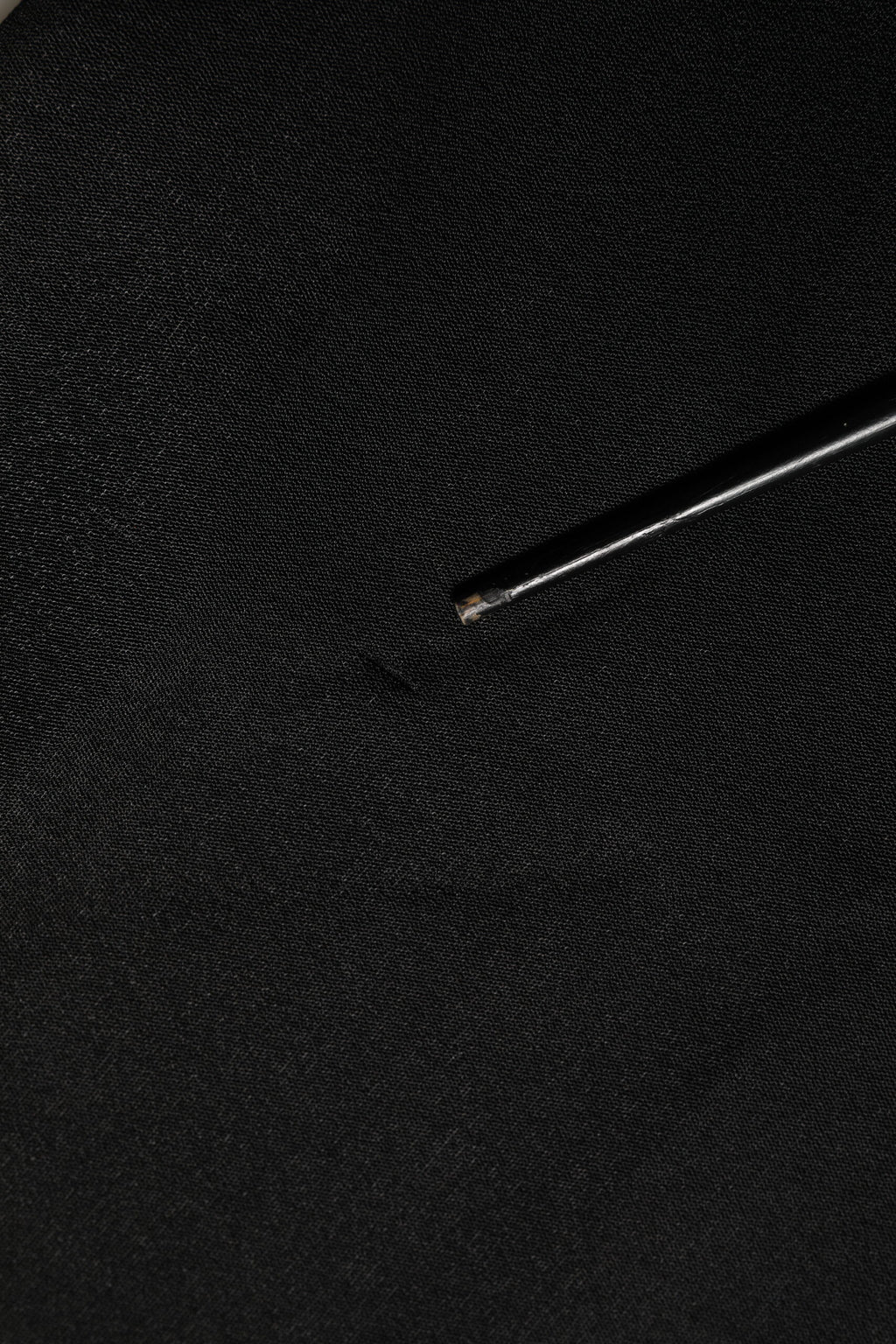 Dolce & Gabbana Schwarze Halskette Crystal DG Logo Sweatshirt Pullover