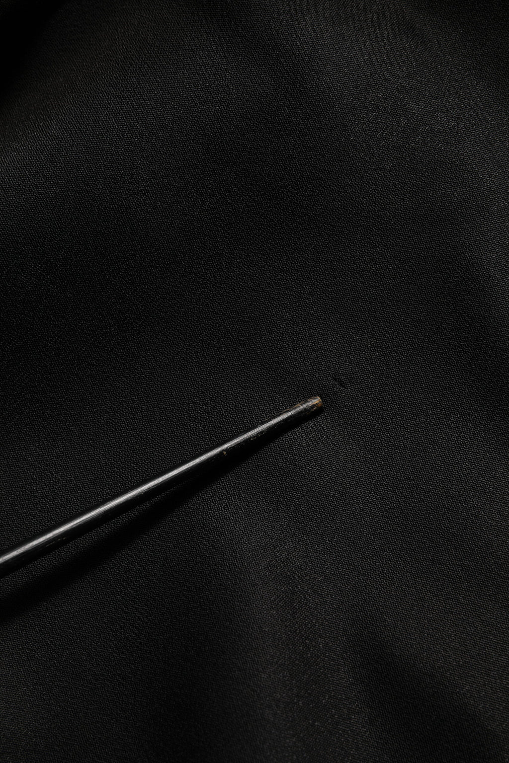 Dolce & Gabbana Schwarze Halskette Crystal DG Logo Sweatshirt Pullover